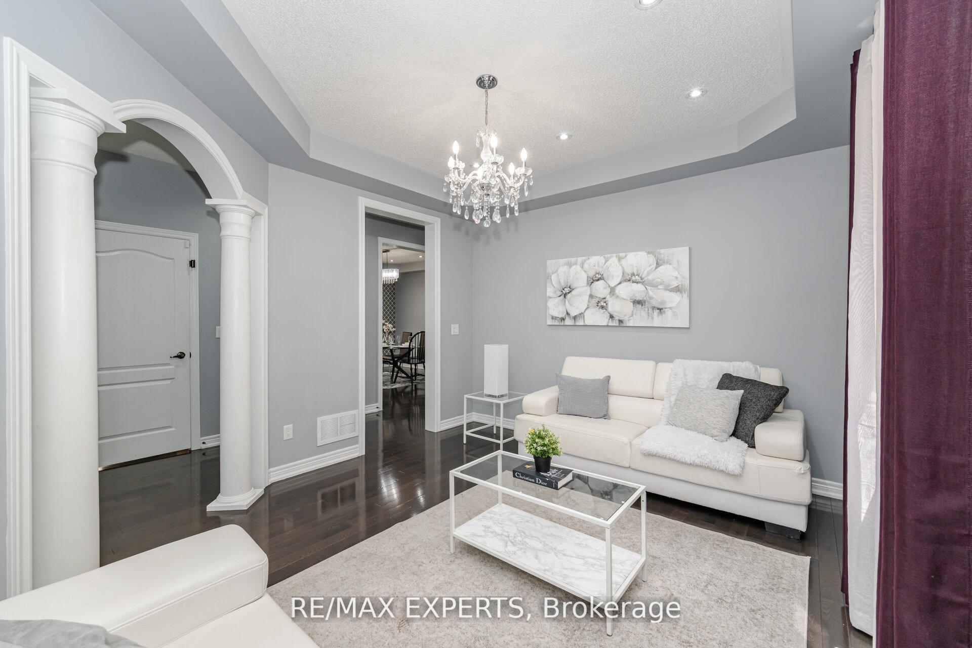 Photo 13 of 75 Durango Drive, Brampton, Credit Valley — HOMEH