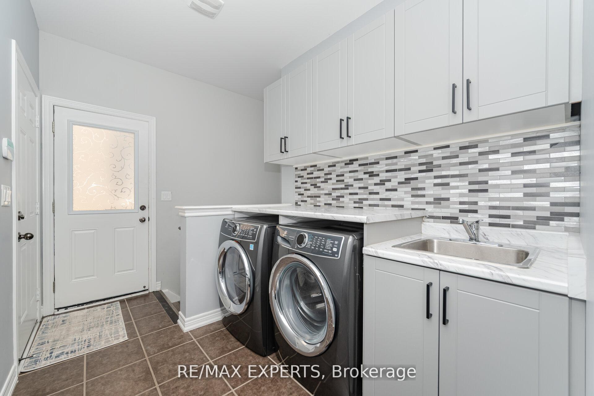 Photo 25 of 75 Durango Drive, Brampton, Credit Valley — HOMEH