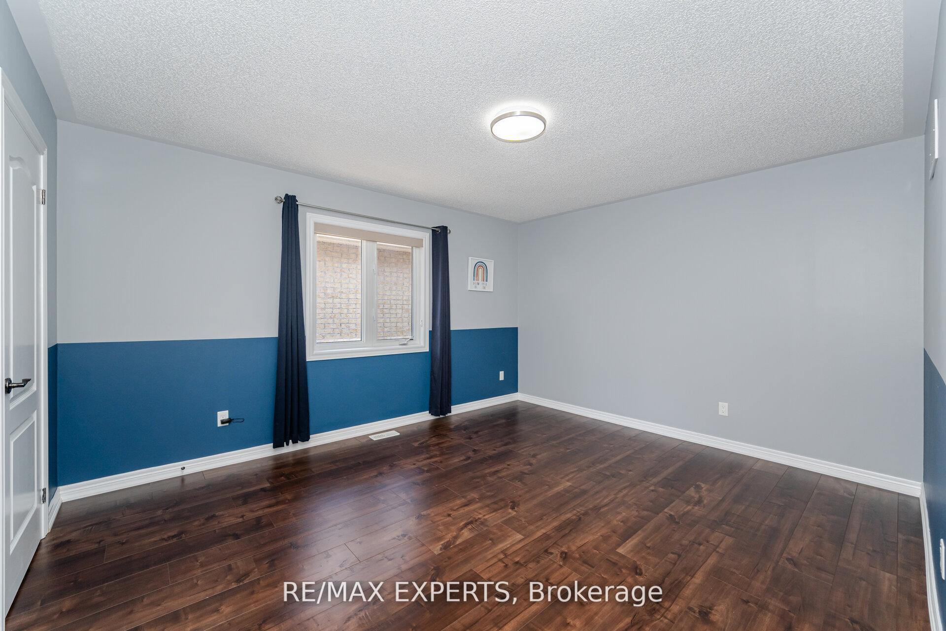 Photo 38 of 75 Durango Drive, Brampton, Credit Valley — HOMEH