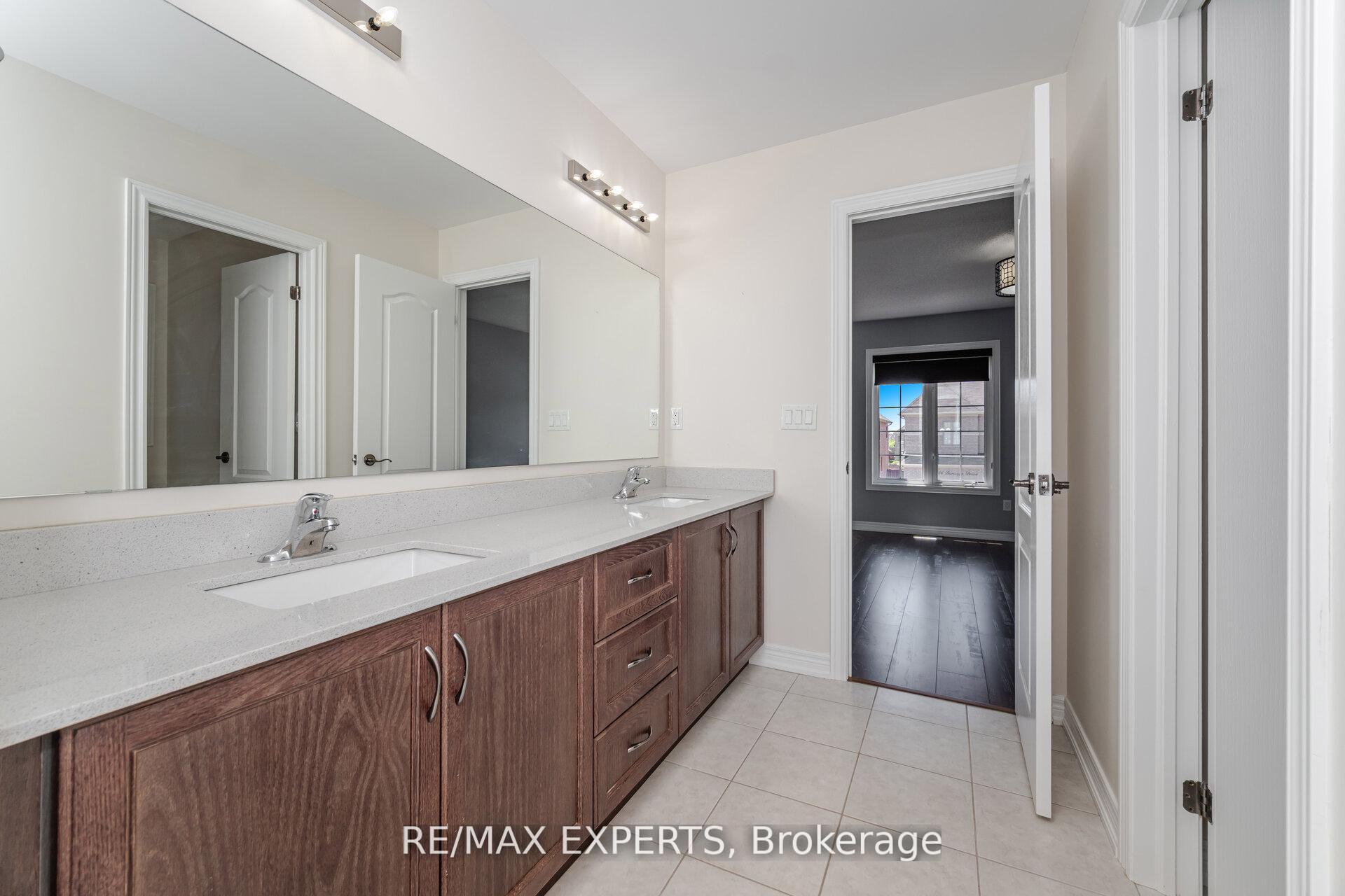 Photo 44 of 75 Durango Drive, Brampton, Credit Valley — HOMEH