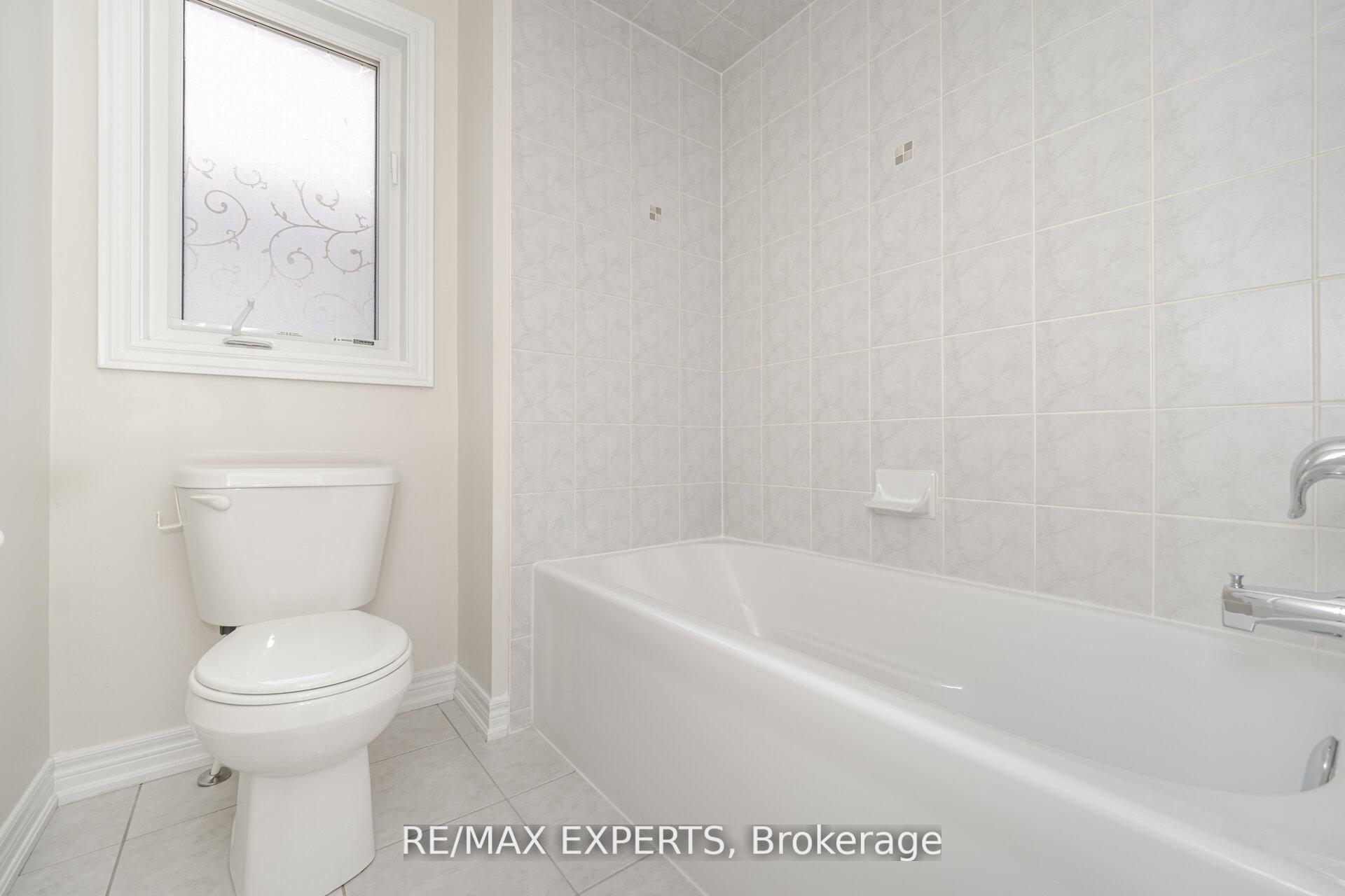 Photo 48 of 75 Durango Drive, Brampton, Credit Valley — HOMEH