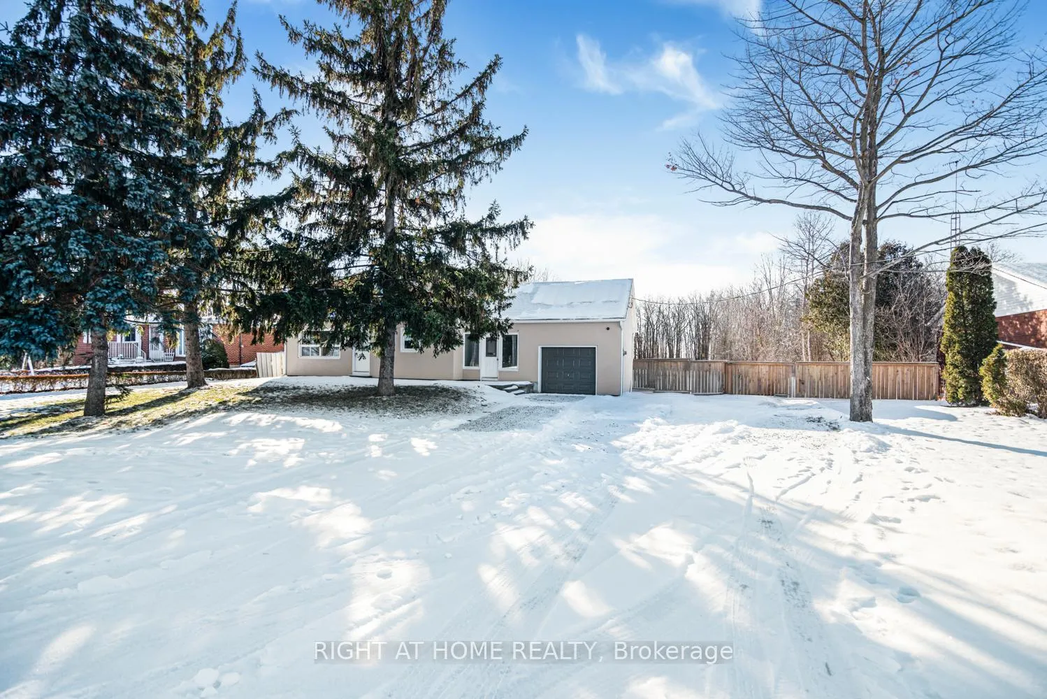 Photo 4 of 100 Green Mountain Road E, Hamilton, Rural Stoney Creek — HOMEH