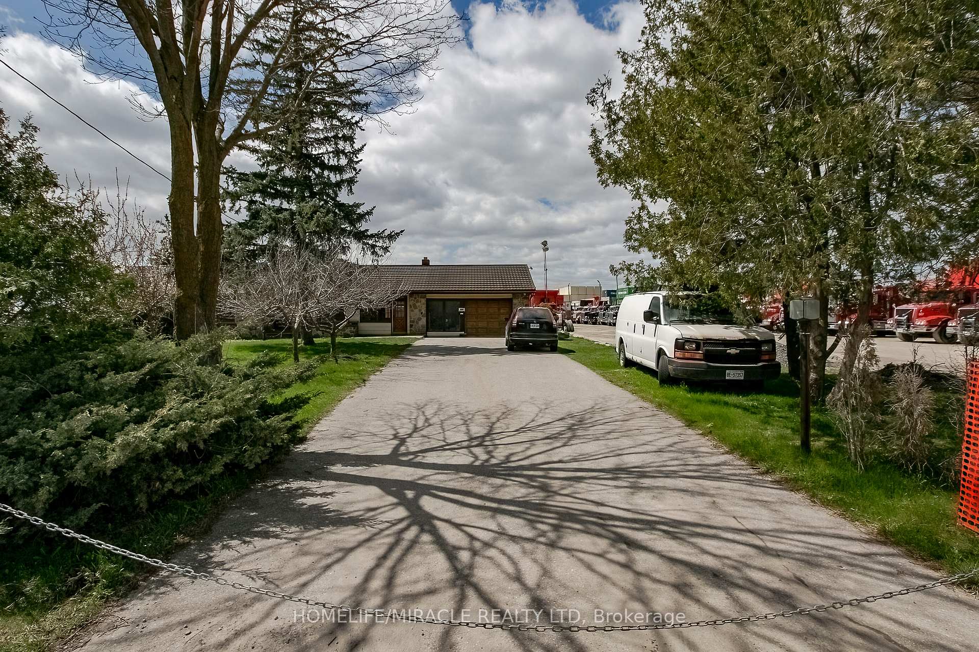 Photo 3 of 11050 Cold Creek Road, Vaughan, Kleinburg — HOMEH
