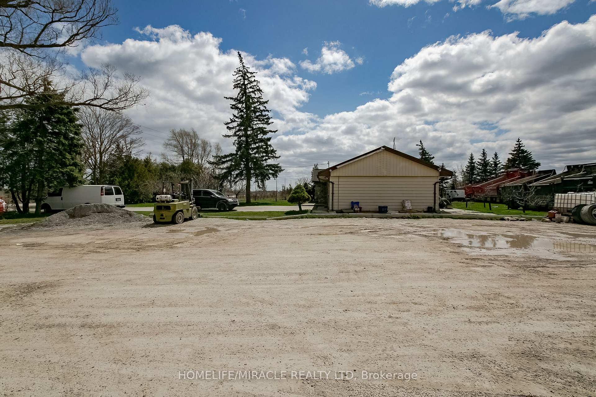 Photo 8 of 11050 Cold Creek Road, Vaughan, Kleinburg — HOMEH
