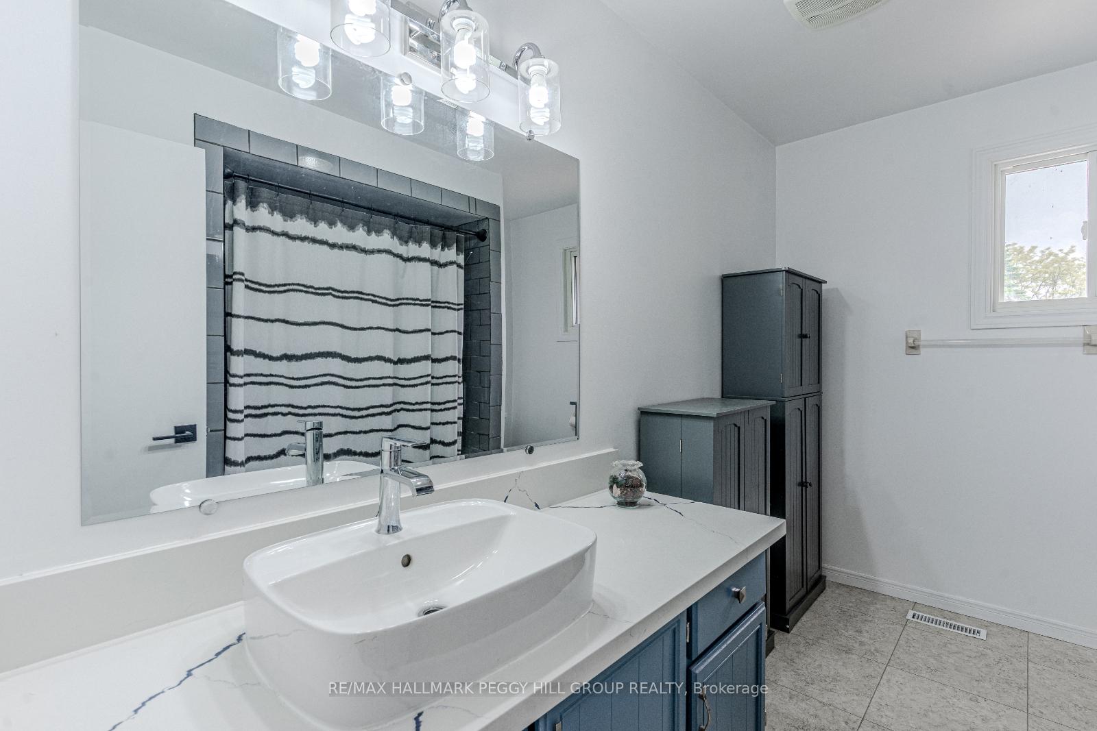 Photo 9 of 2121 Gordon Street, Innisfil, Stroud — HOMEH