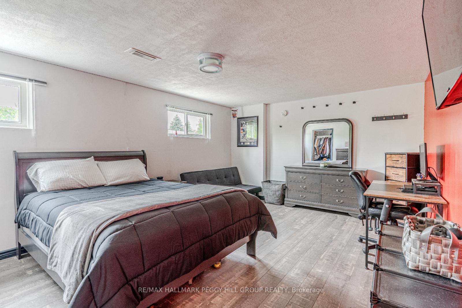 Photo 12 of 2121 Gordon Street, Innisfil, Stroud — HOMEH