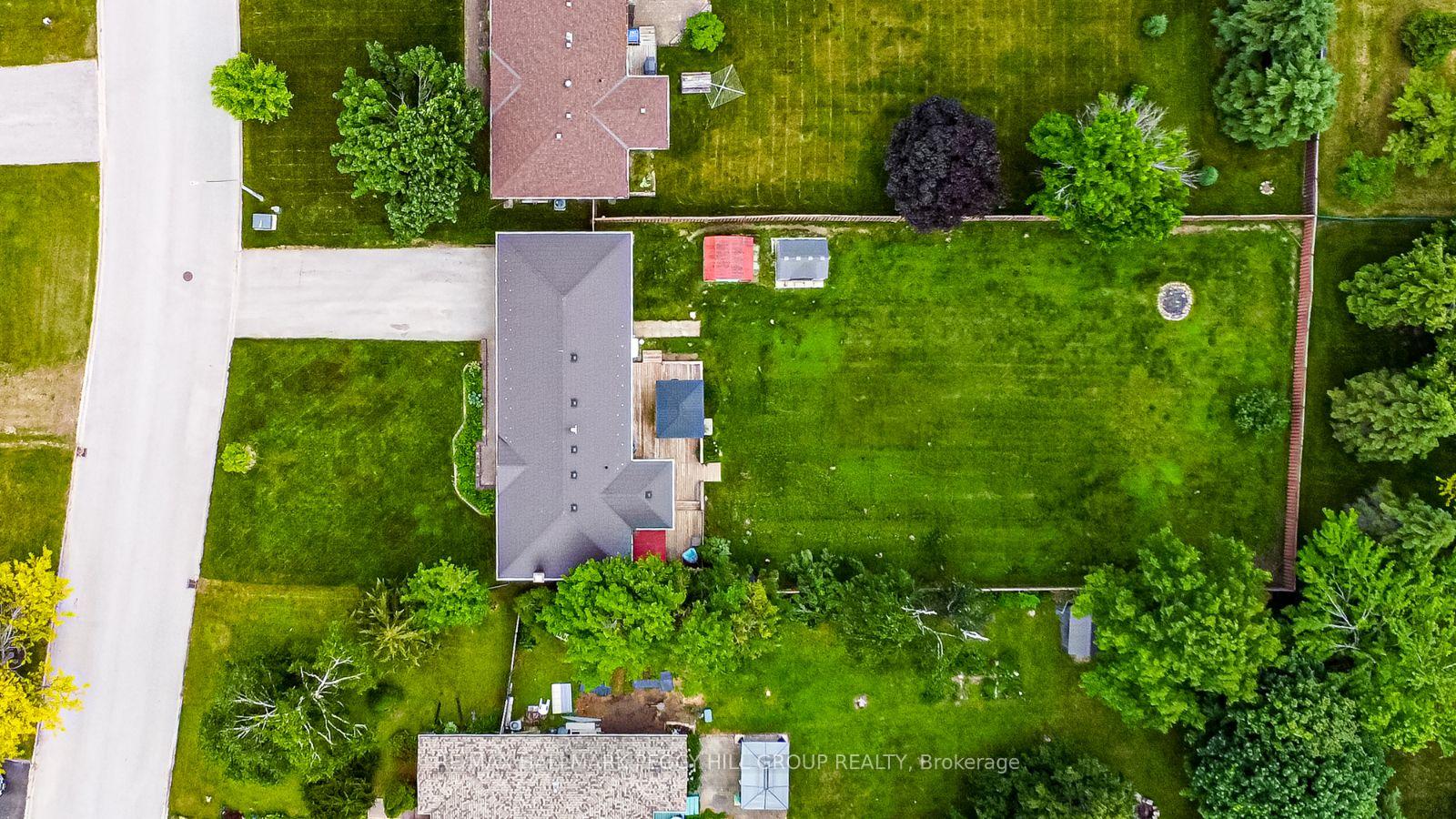 Photo 19 of 2121 Gordon Street, Innisfil, Stroud — HOMEH