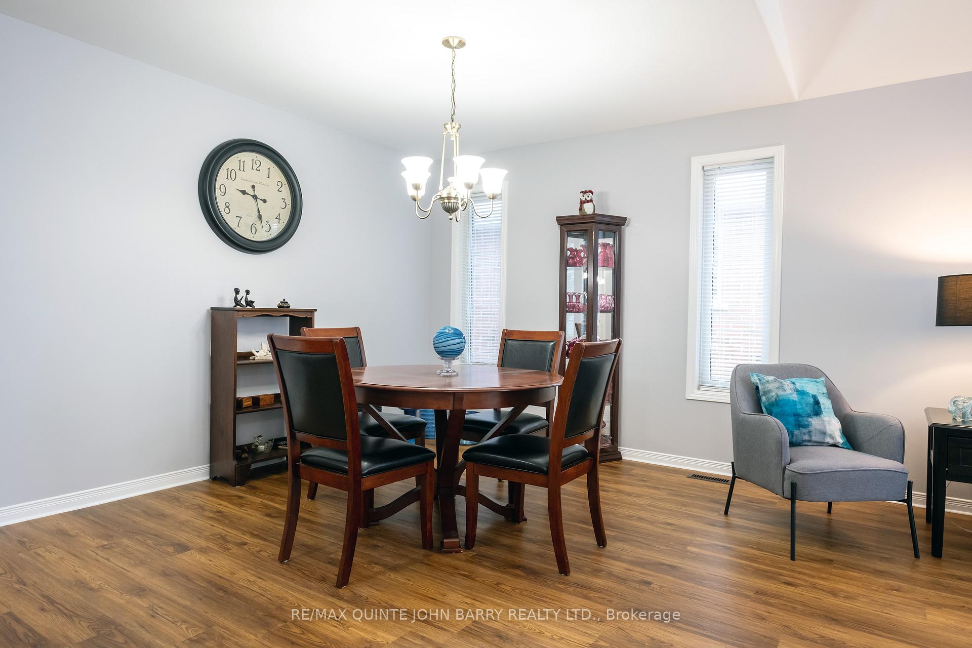 Photo 8 of 57 Hemlock Crescent, Belleville, Belleville Ward — HOMEH