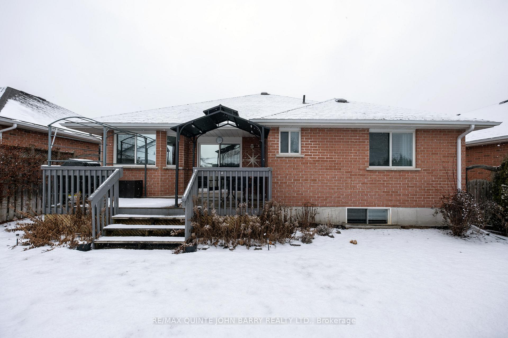 Photo 28 of 57 Hemlock Crescent, Belleville, Belleville Ward — HOMEH