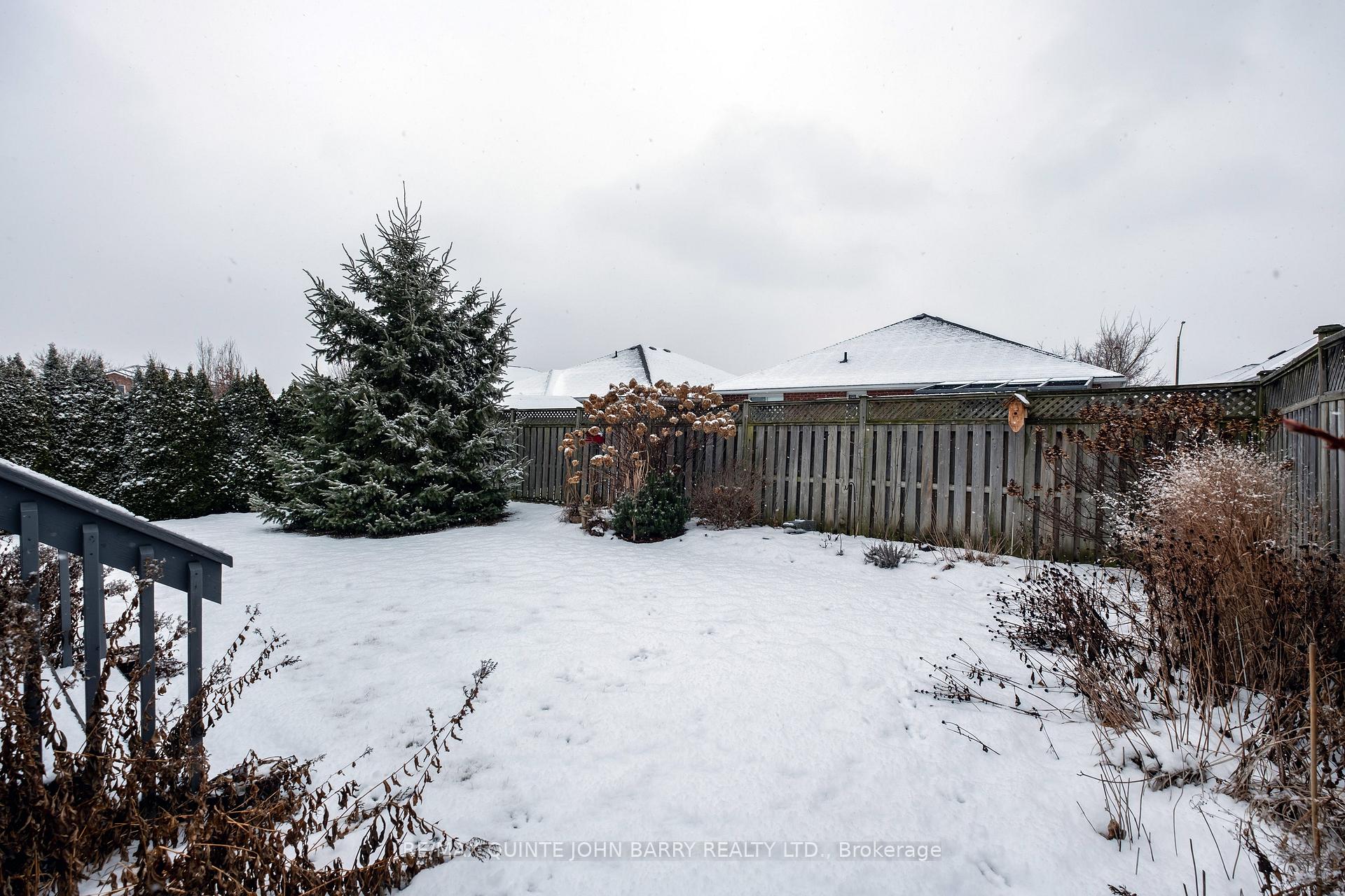 Photo 29 of 57 Hemlock Crescent, Belleville, Belleville Ward — HOMEH