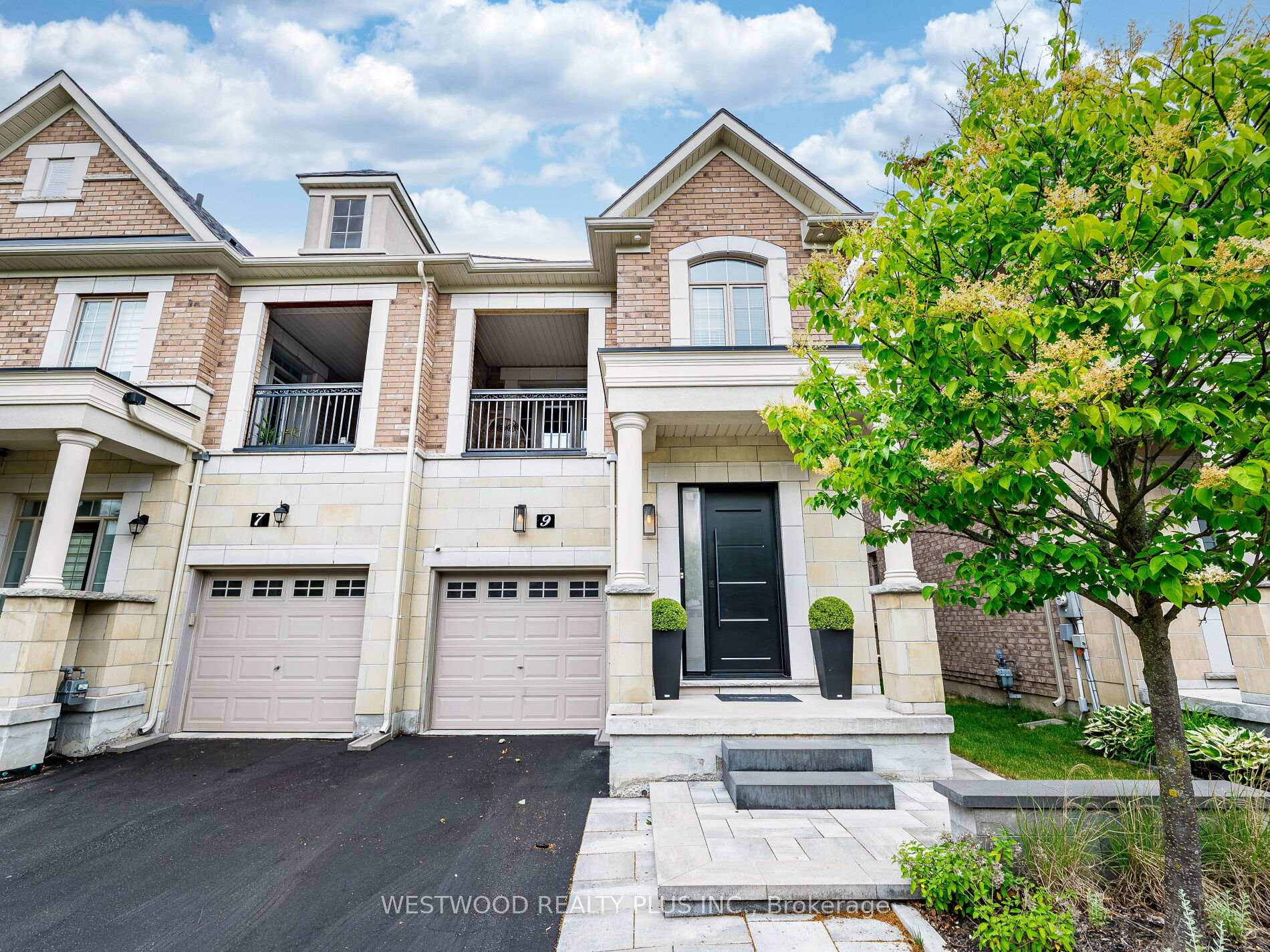 Photo 1 of 9 Caliber Court, King, Nobleton — HOMEH