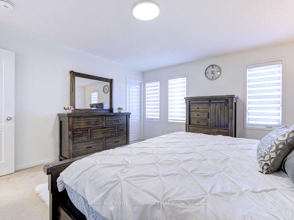 Photo 19 of 26 Lightcatcher Circle, Brampton, Bram East — HOMEH