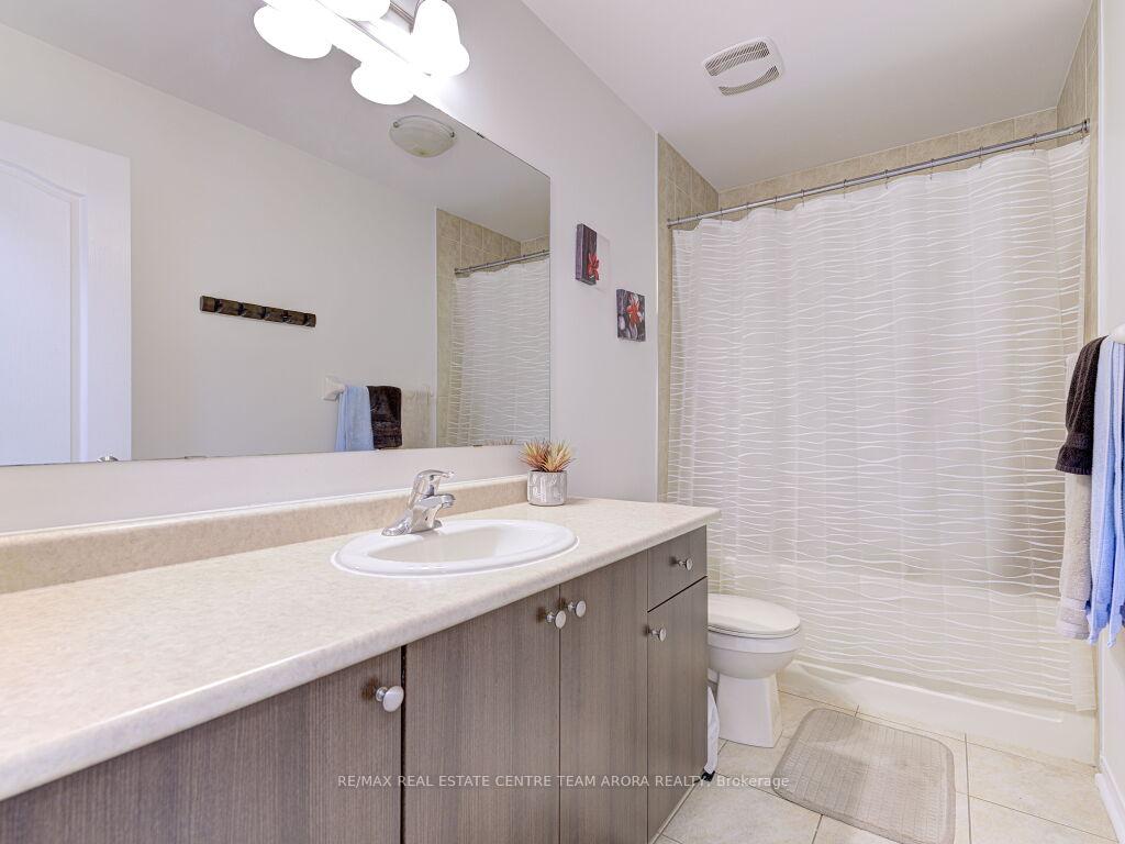 Photo 20 of 26 Lightcatcher Circle, Brampton, Bram East — HOMEH