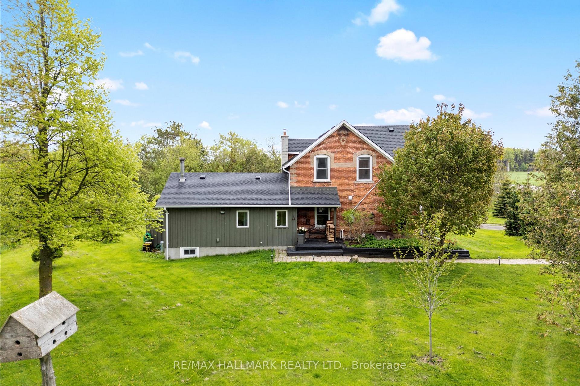 Photo 4 of 473395 County Road 11, Amaranth, Rural Amaranth — HOMEH