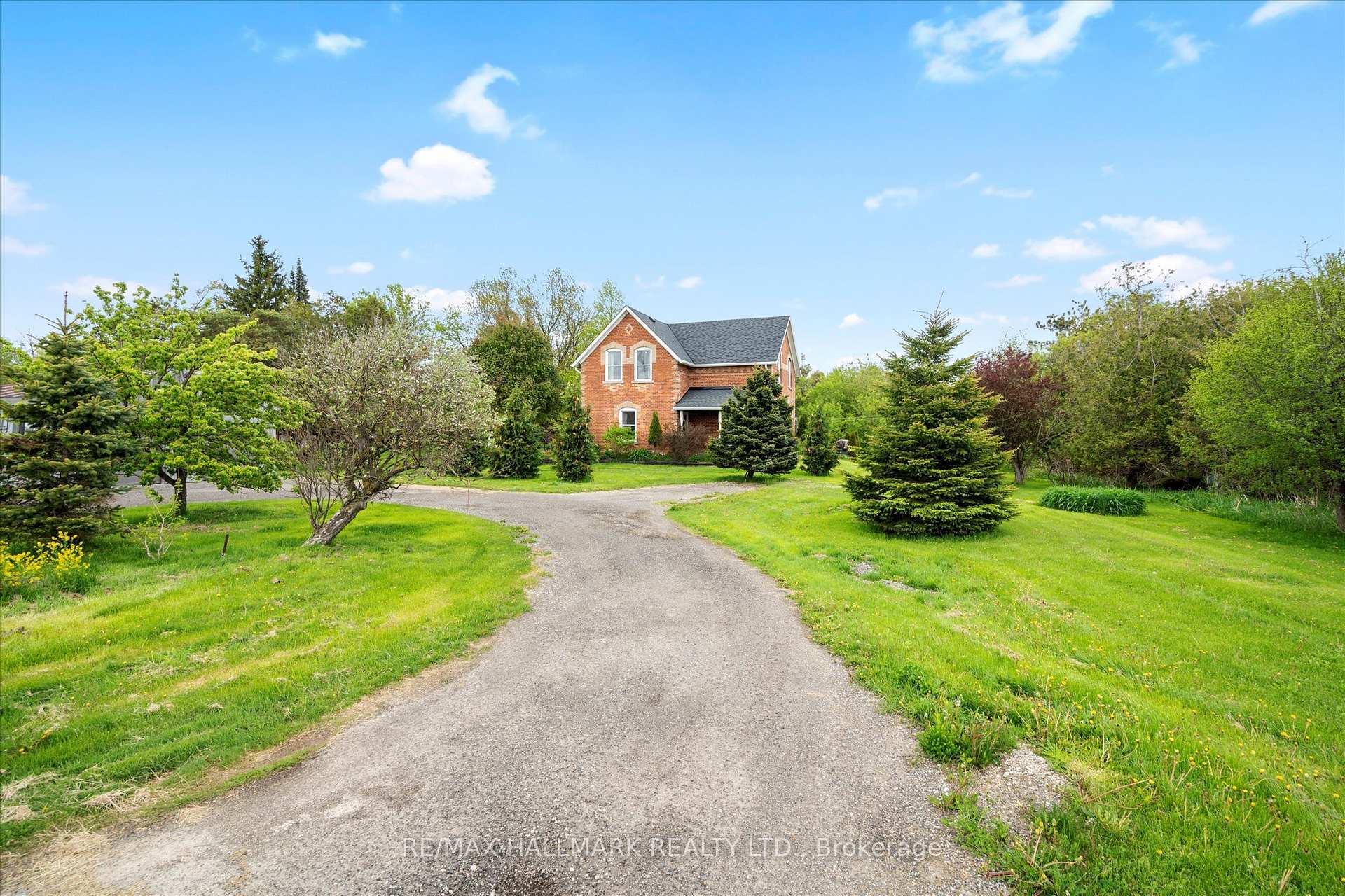 Photo 7 of 473395 County Road 11, Amaranth, Rural Amaranth — HOMEH