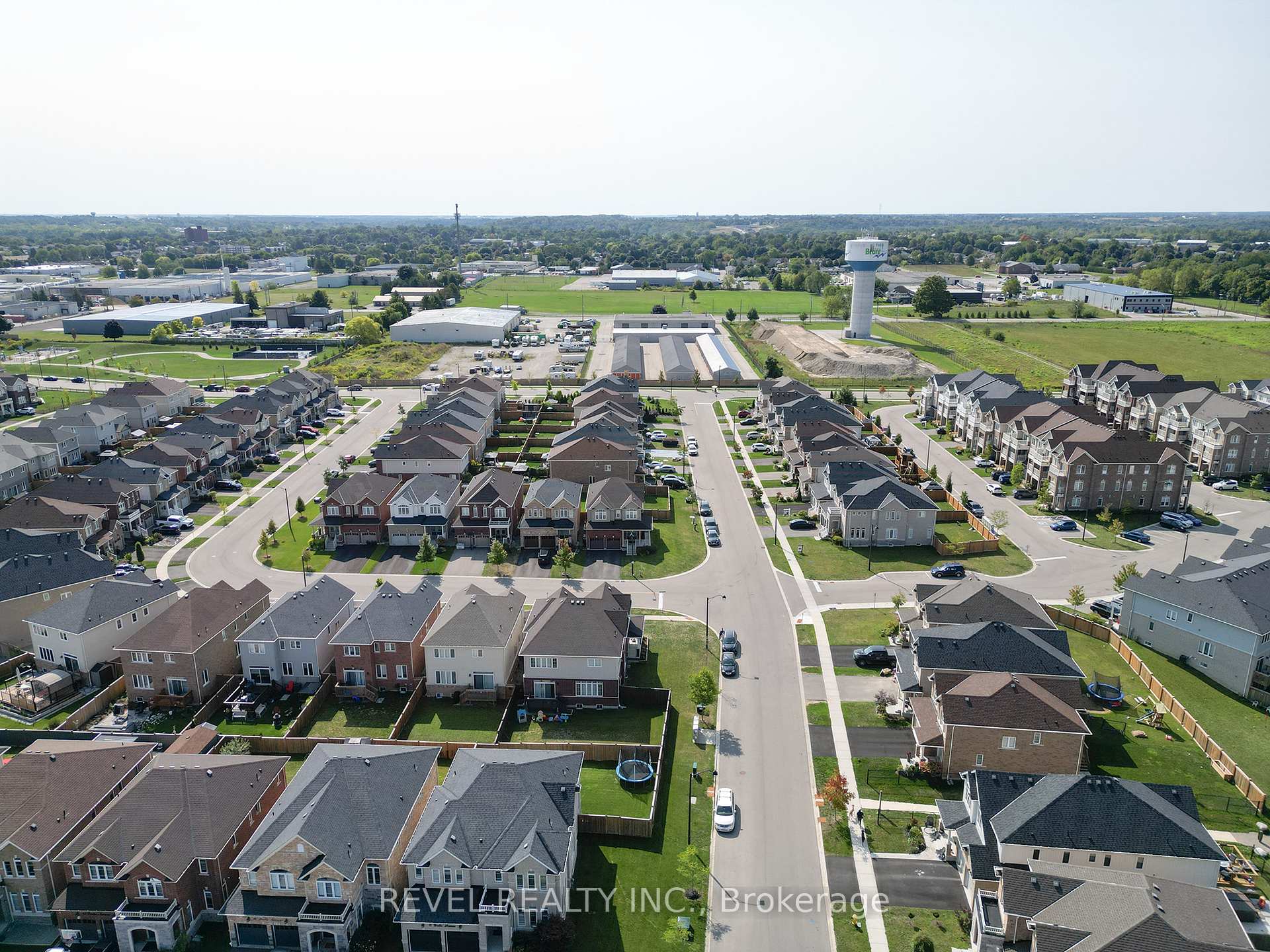 Photo 33 of 2 Attlebery Crescent, Brant, Paris — HOMEH
