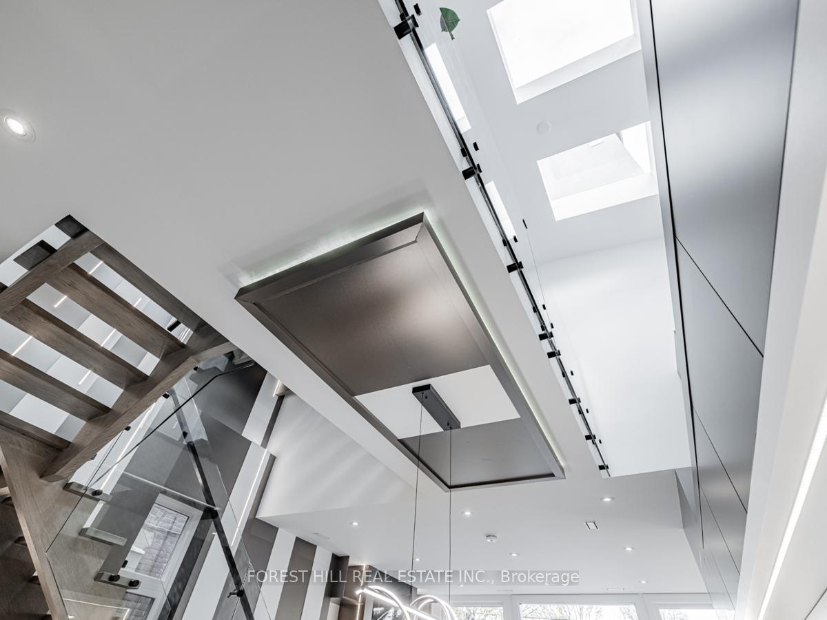 Photo 13 of 19 Devon Road, Toronto, East End-Danforth — HOMEH