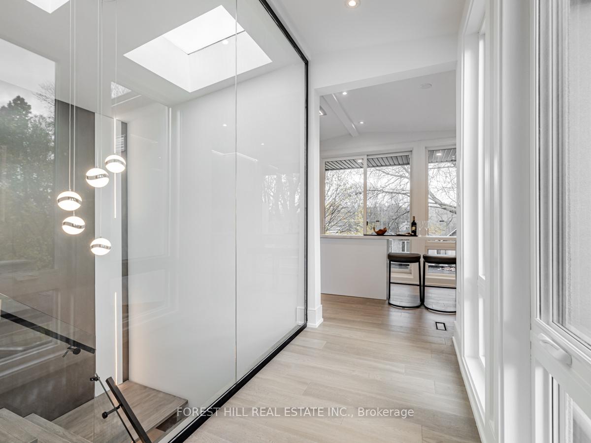 Photo 31 of 19 Devon Road, Toronto, East End-Danforth — HOMEH