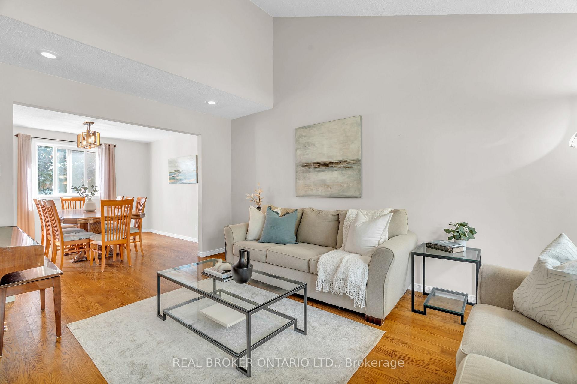 Photo 5 of 3 Brookhaven Court, Guelph, Kortright West — HOMEH