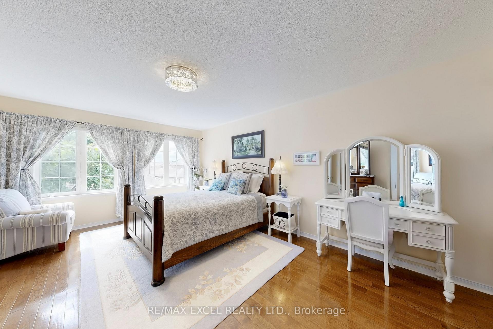 Photo 18 of 44 Black Creek Drive, Markham, Cornell — HOMEH