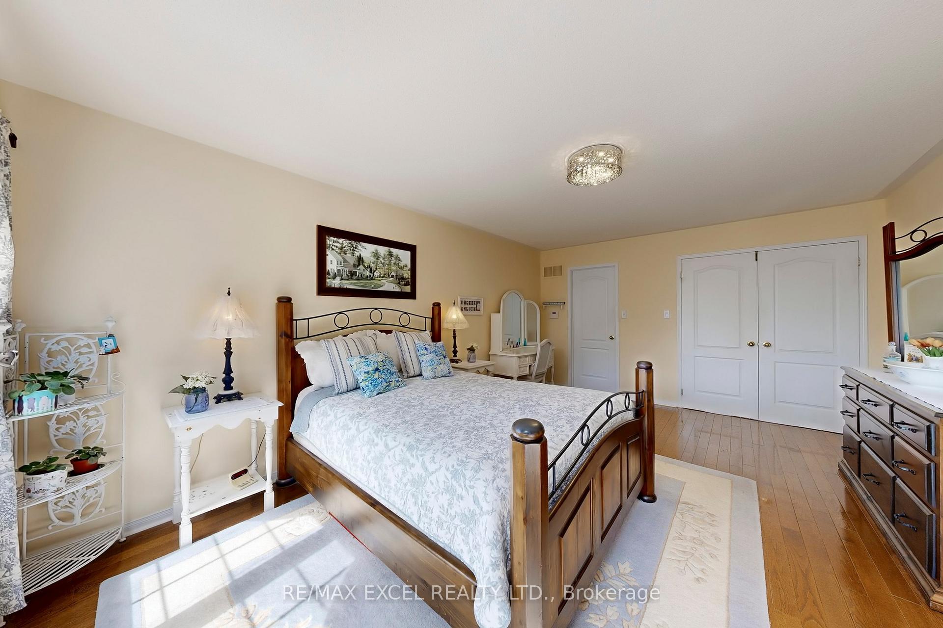 Photo 19 of 44 Black Creek Drive, Markham, Cornell — HOMEH