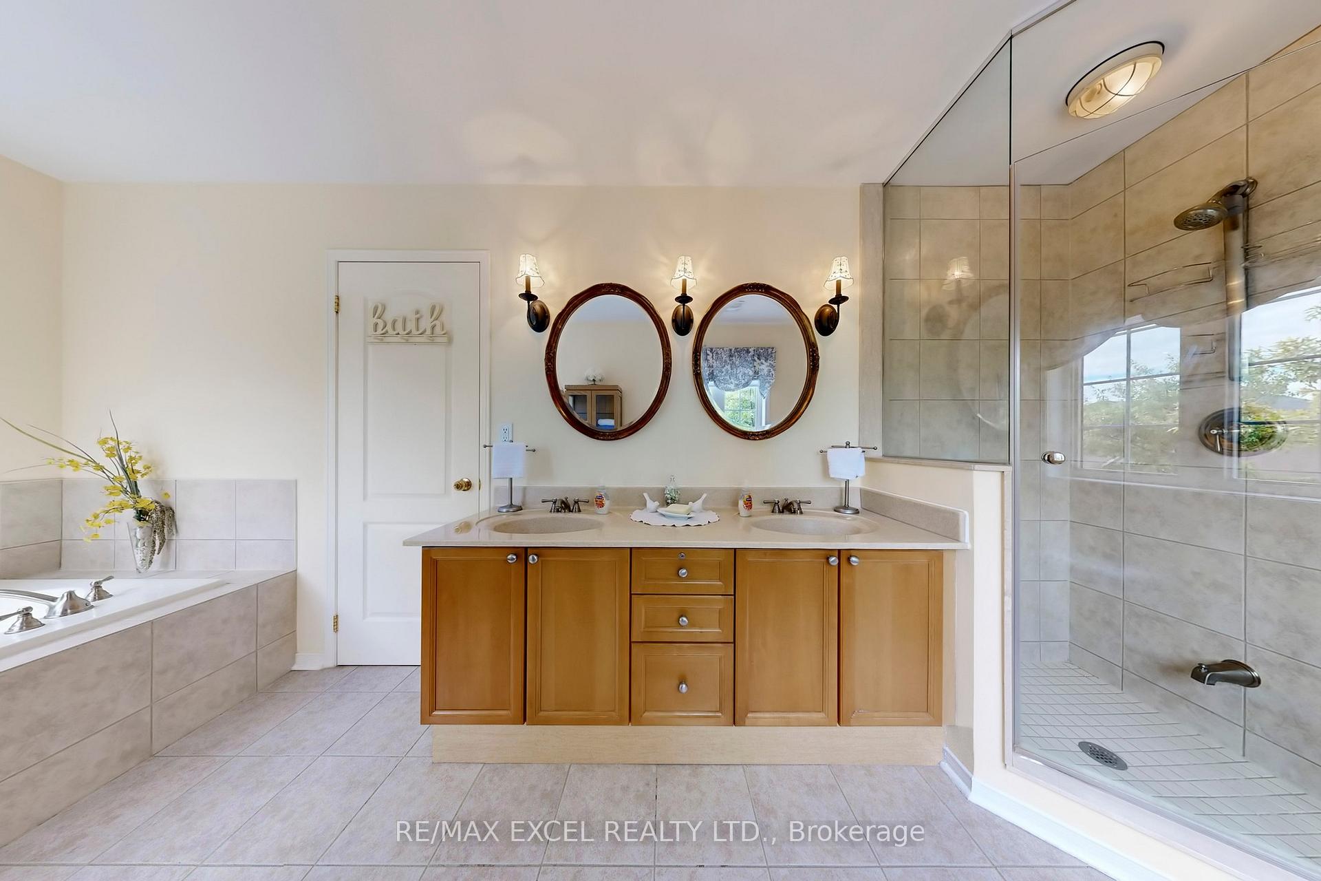 Photo 29 of 44 Black Creek Drive, Markham, Cornell — HOMEH