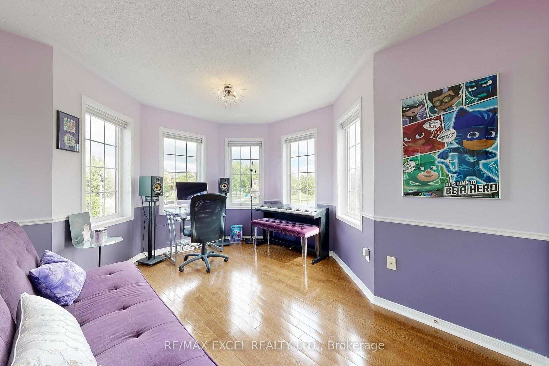 Photo 34 of 44 Black Creek Drive, Markham, Cornell — HOMEH