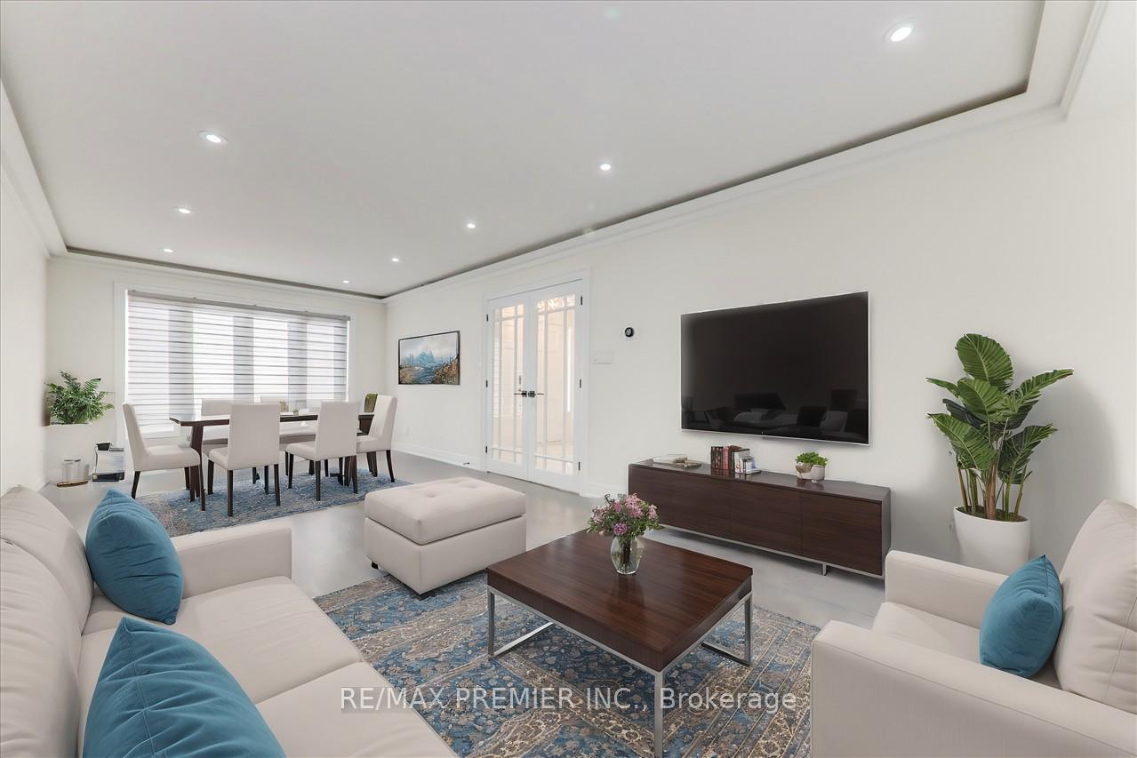 Photo 17 of 99 Benjamin Drive, Vaughan, East Woodbridge — HOMEH