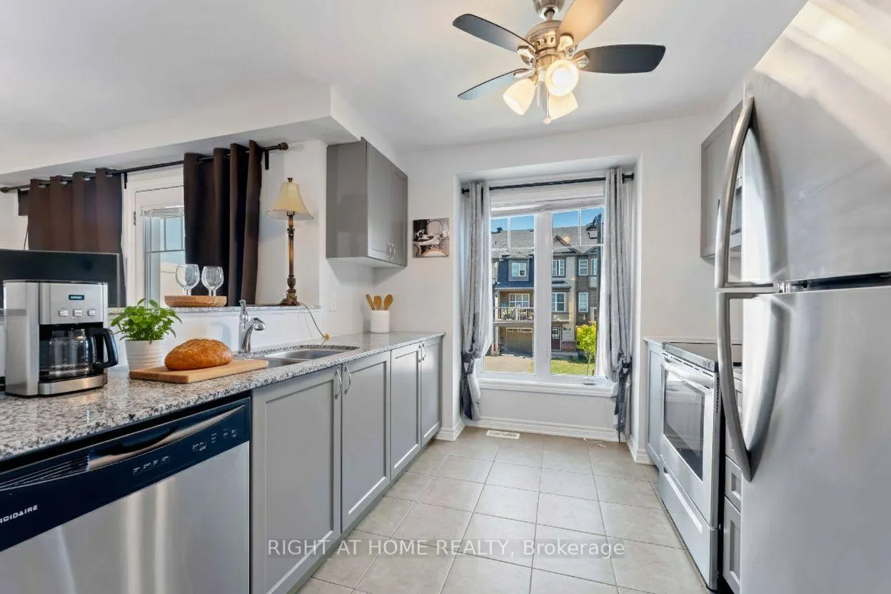 Photo 7 of 411 Gerardia Lane, Ottawa, Avalon West — HOMEH
