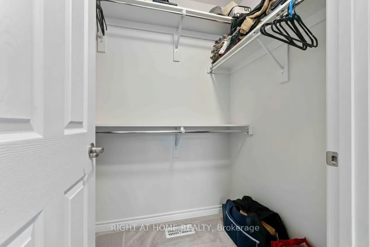 Photo 14 of 411 Gerardia Lane, Ottawa, Avalon West — HOMEH