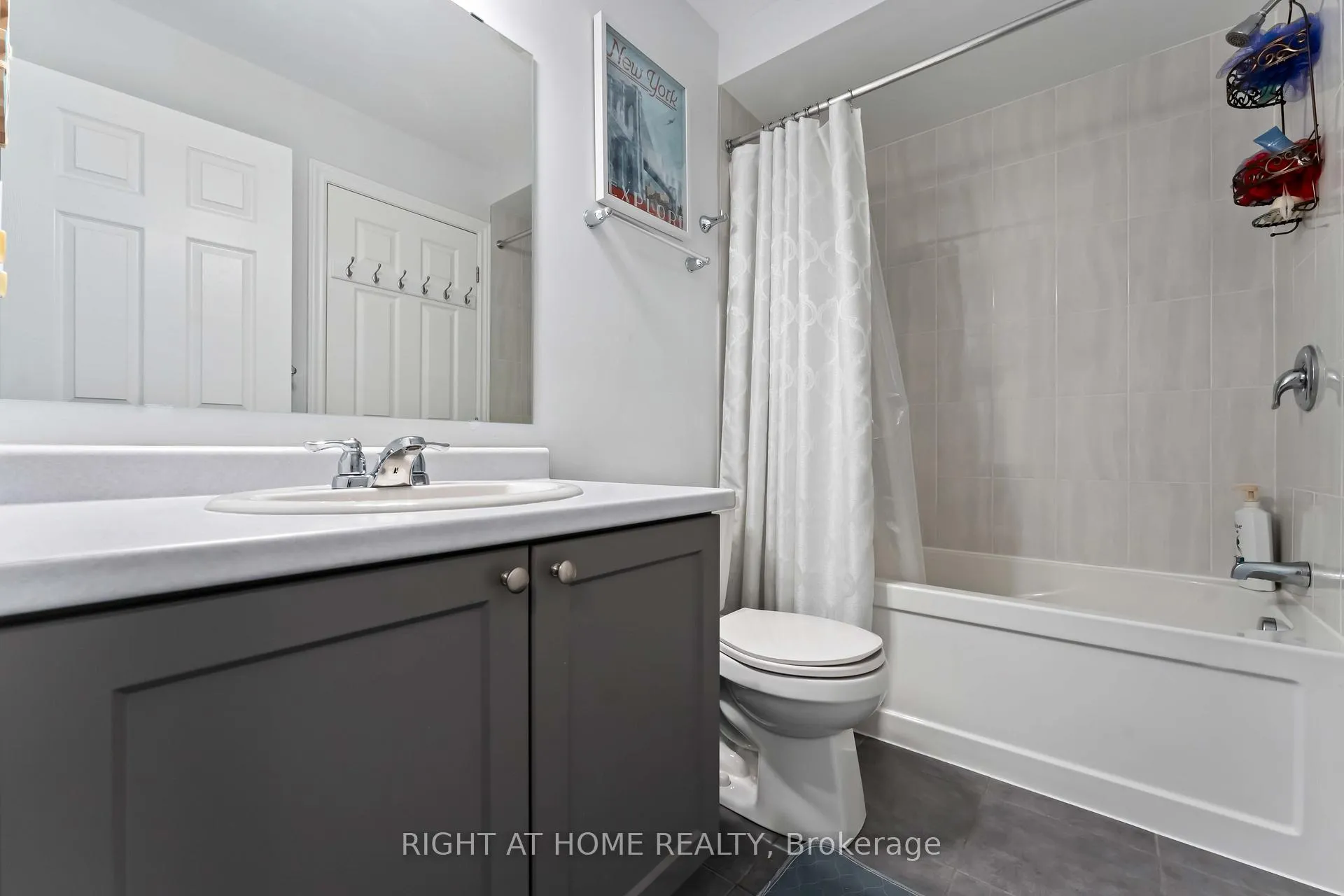 Photo 16 of 411 Gerardia Lane, Ottawa, Avalon West — HOMEH