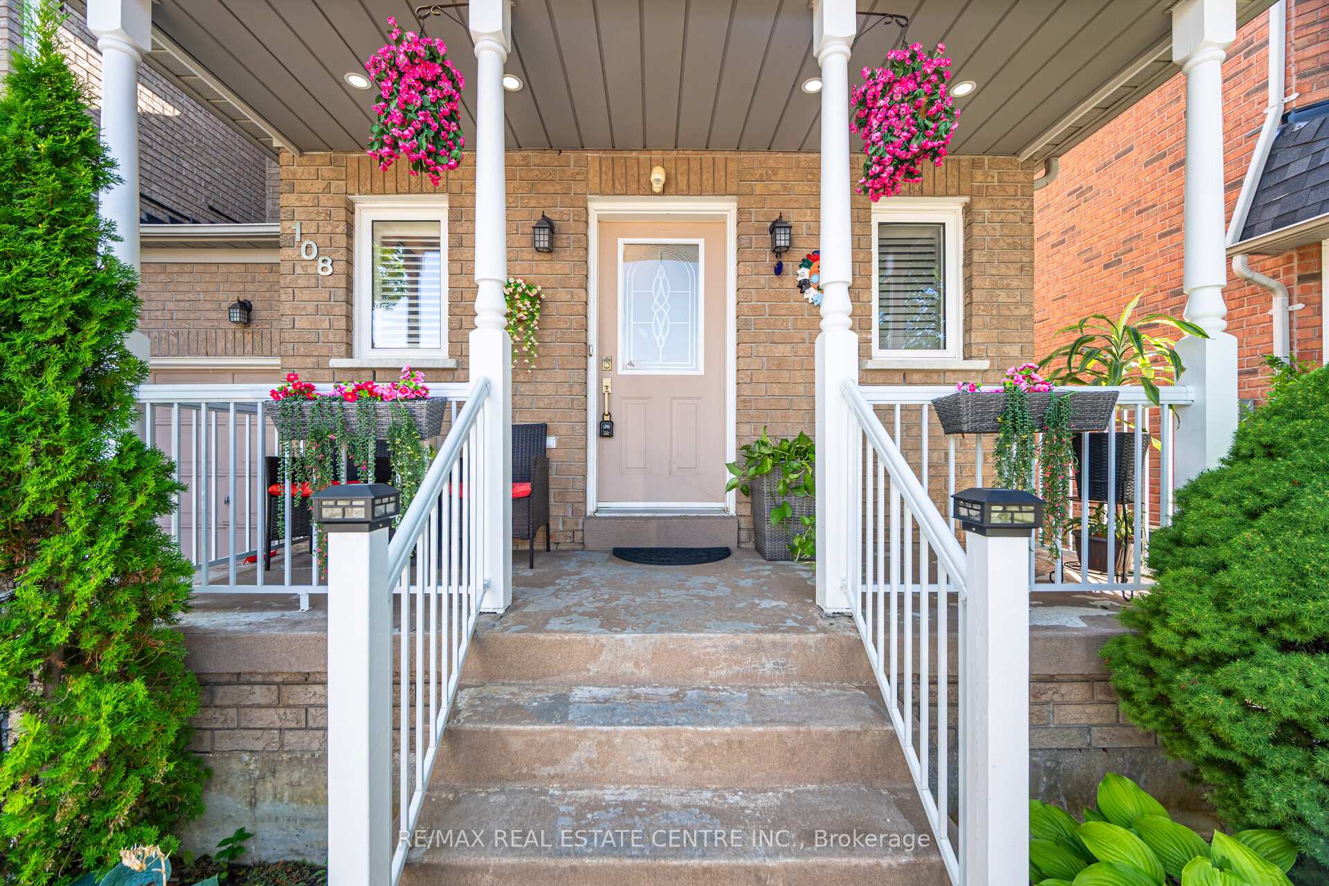 Photo 6 of 108 Barleyfield Road, Brampton, Sandringham-Wellington North — HOMEH