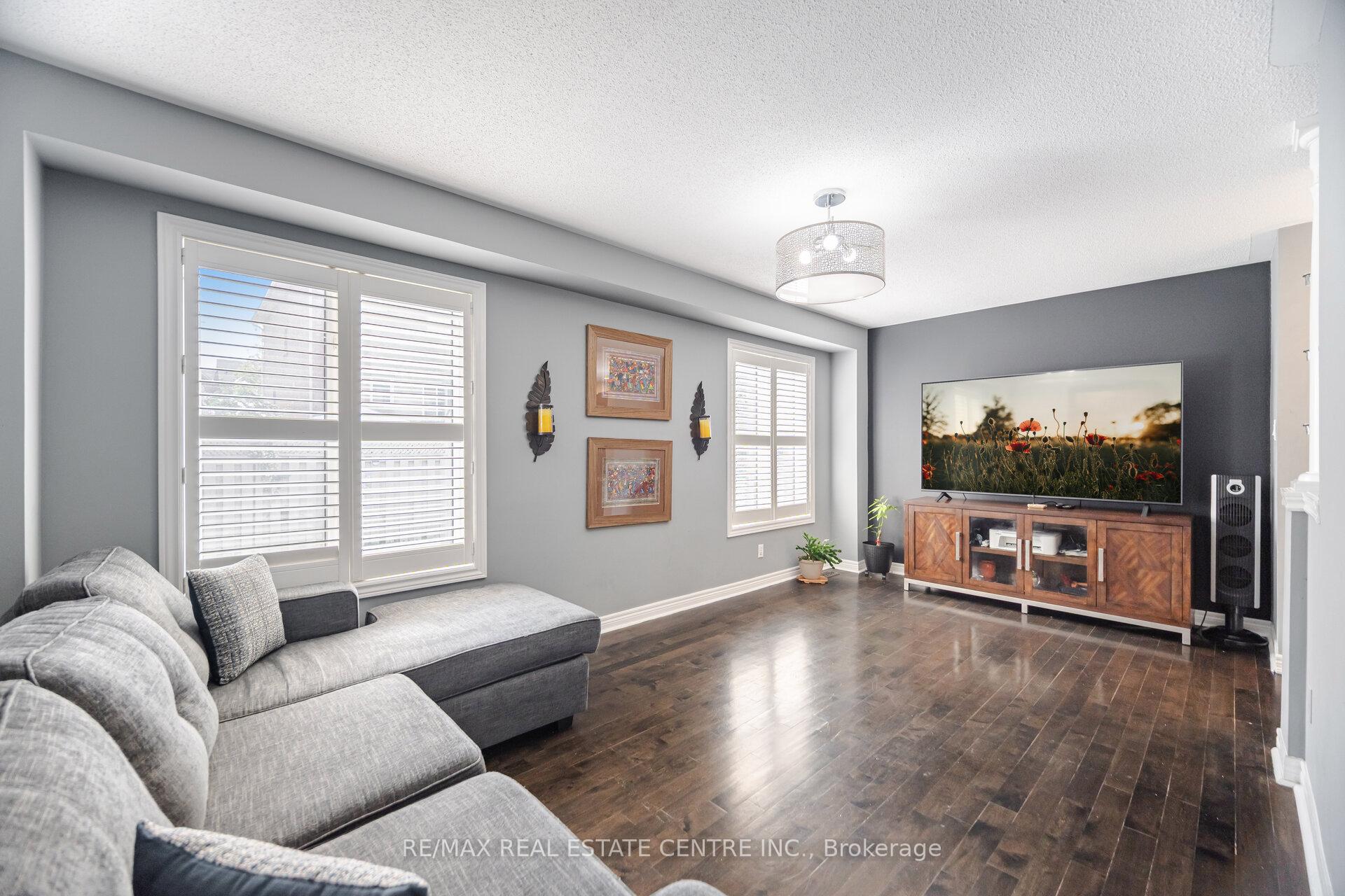 Photo 14 of 108 Barleyfield Road, Brampton, Sandringham-Wellington North — HOMEH