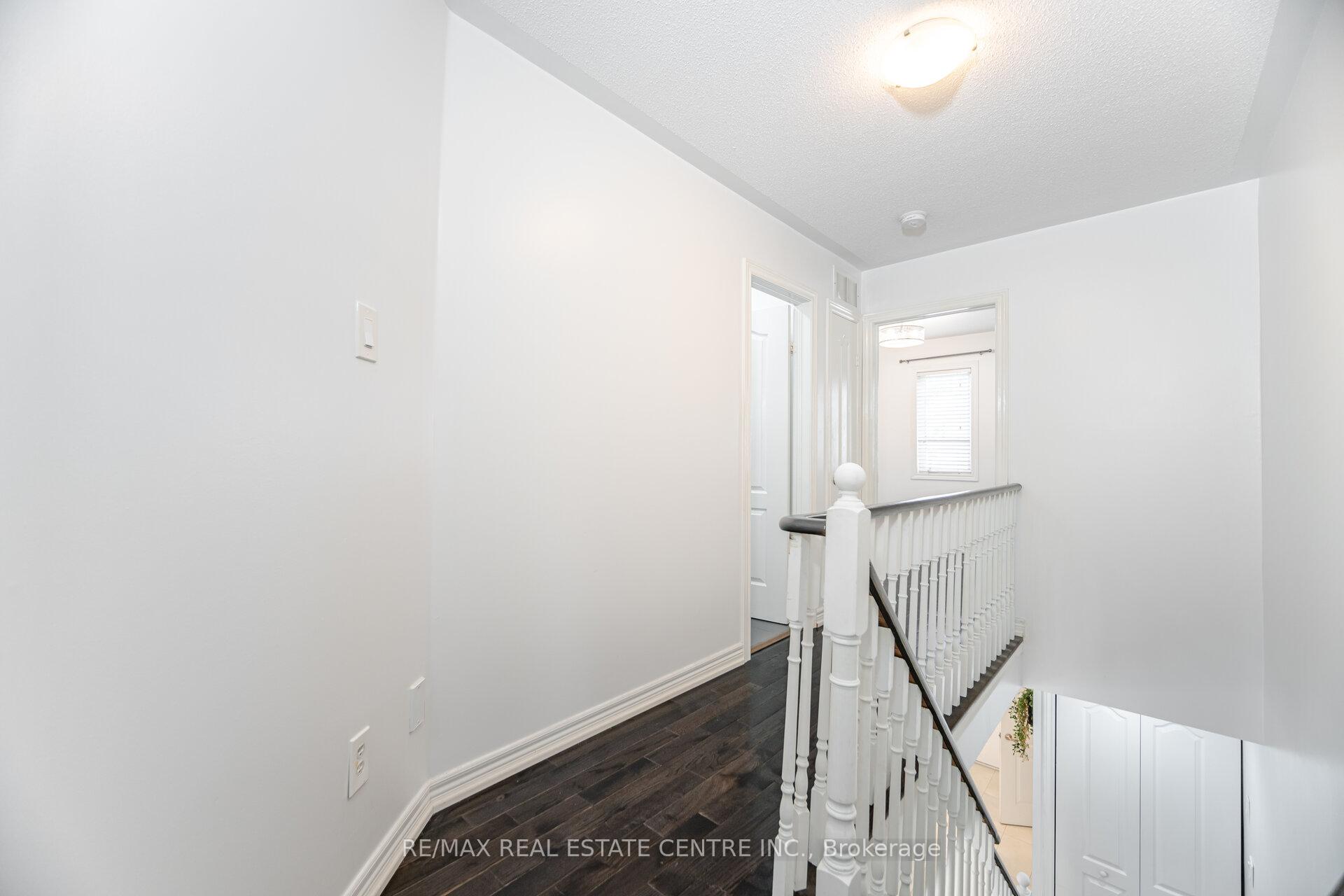 Photo 15 of 108 Barleyfield Road, Brampton, Sandringham-Wellington North — HOMEH