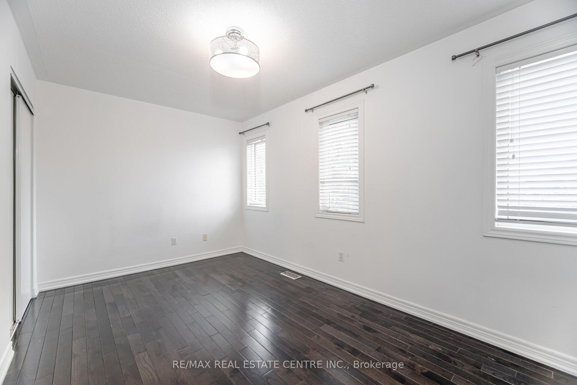 Photo 36 of 108 Barleyfield Road, Brampton, Sandringham-Wellington North — HOMEH