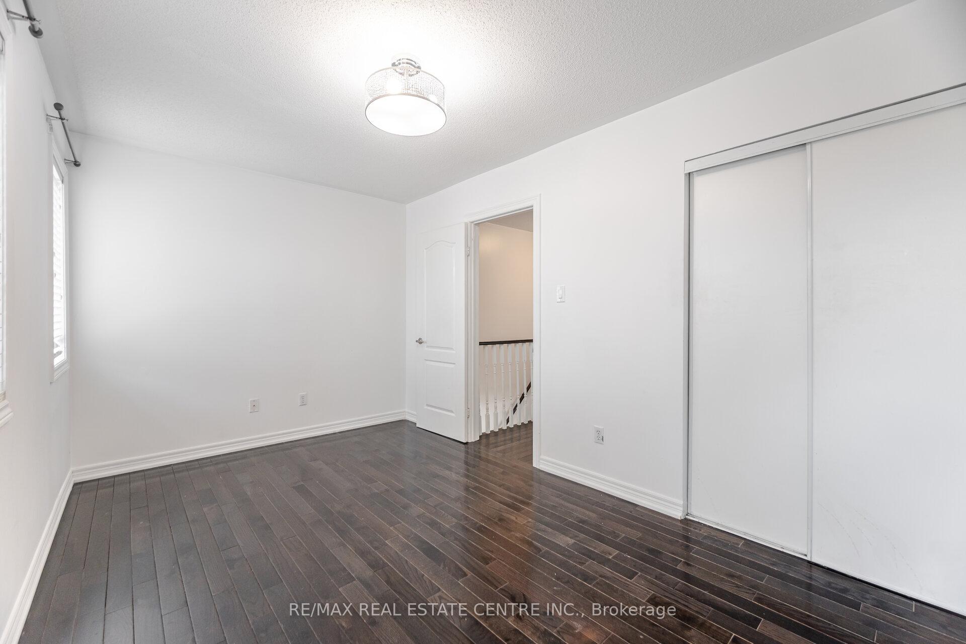Photo 37 of 108 Barleyfield Road, Brampton, Sandringham-Wellington North — HOMEH