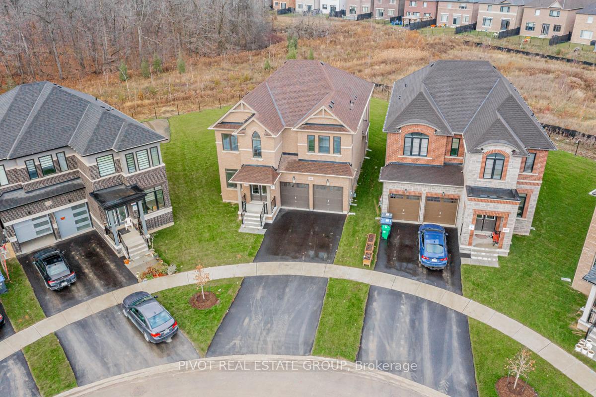 Photo 5 of 40 Dundee Street, Caledon, Rural Caledon — HOMEH