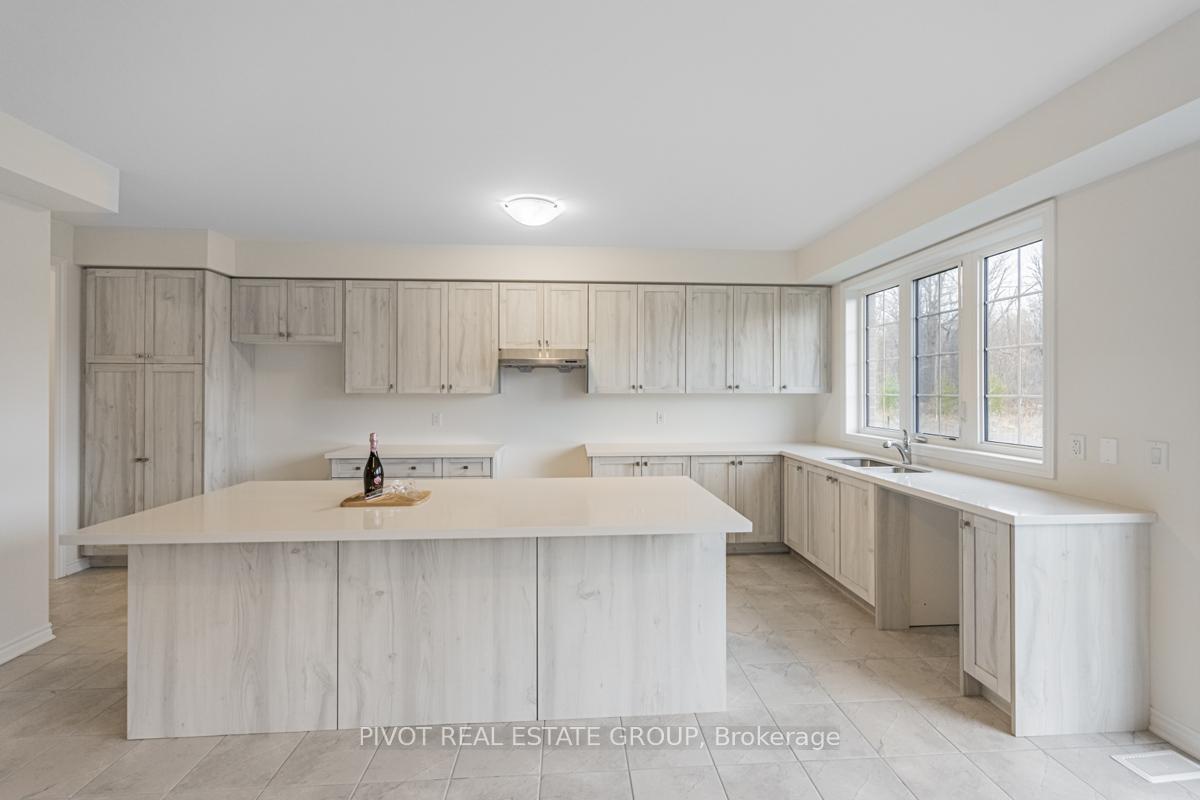 Photo 14 of 40 Dundee Street, Caledon, Rural Caledon — HOMEH