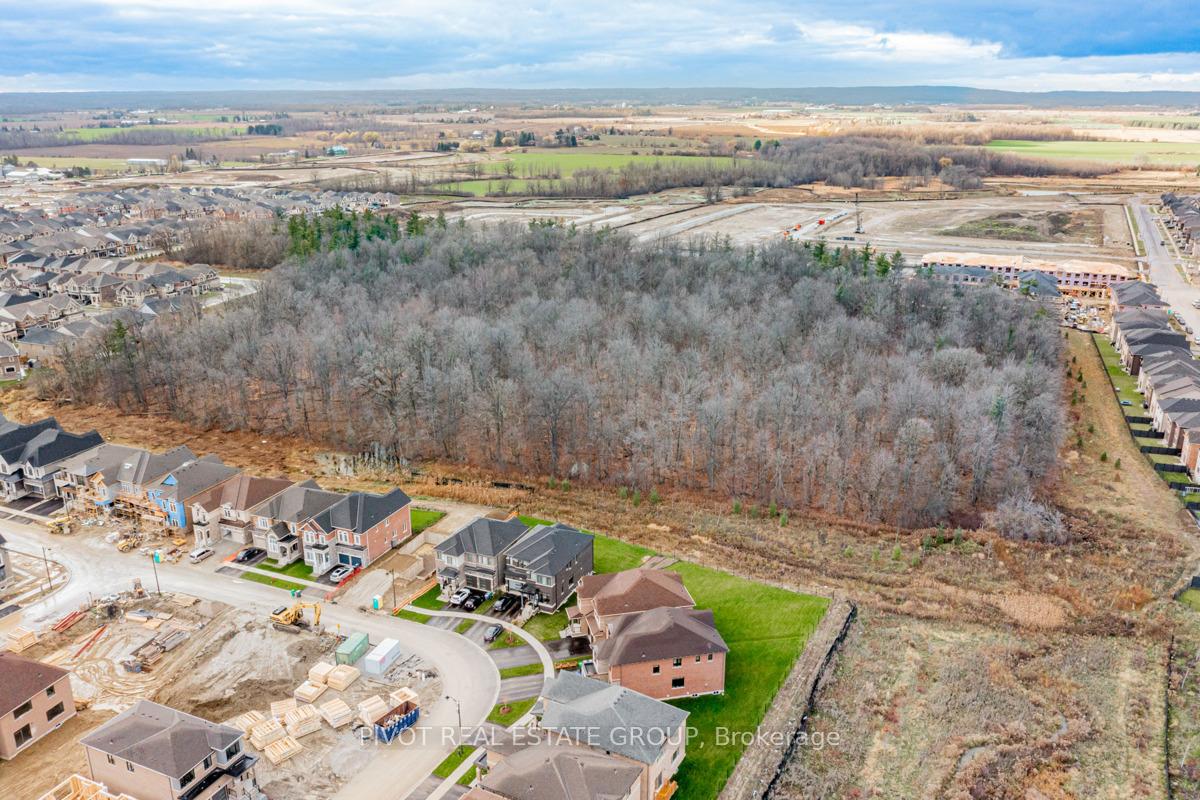 Photo 44 of 40 Dundee Street, Caledon, Rural Caledon — HOMEH