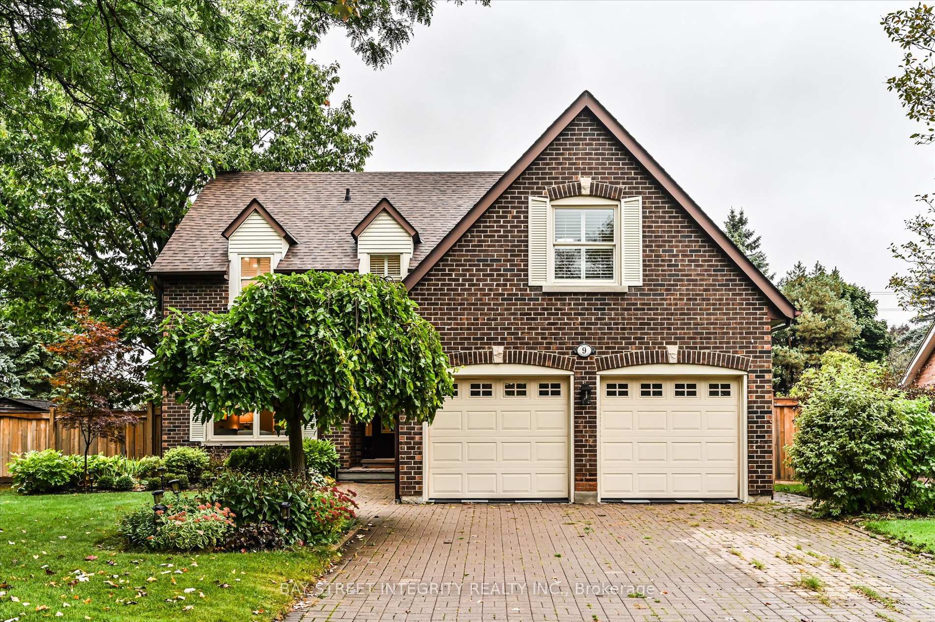 Photo 1 of 9 Ritter Crescent, Markham, Unionville — HOMEH