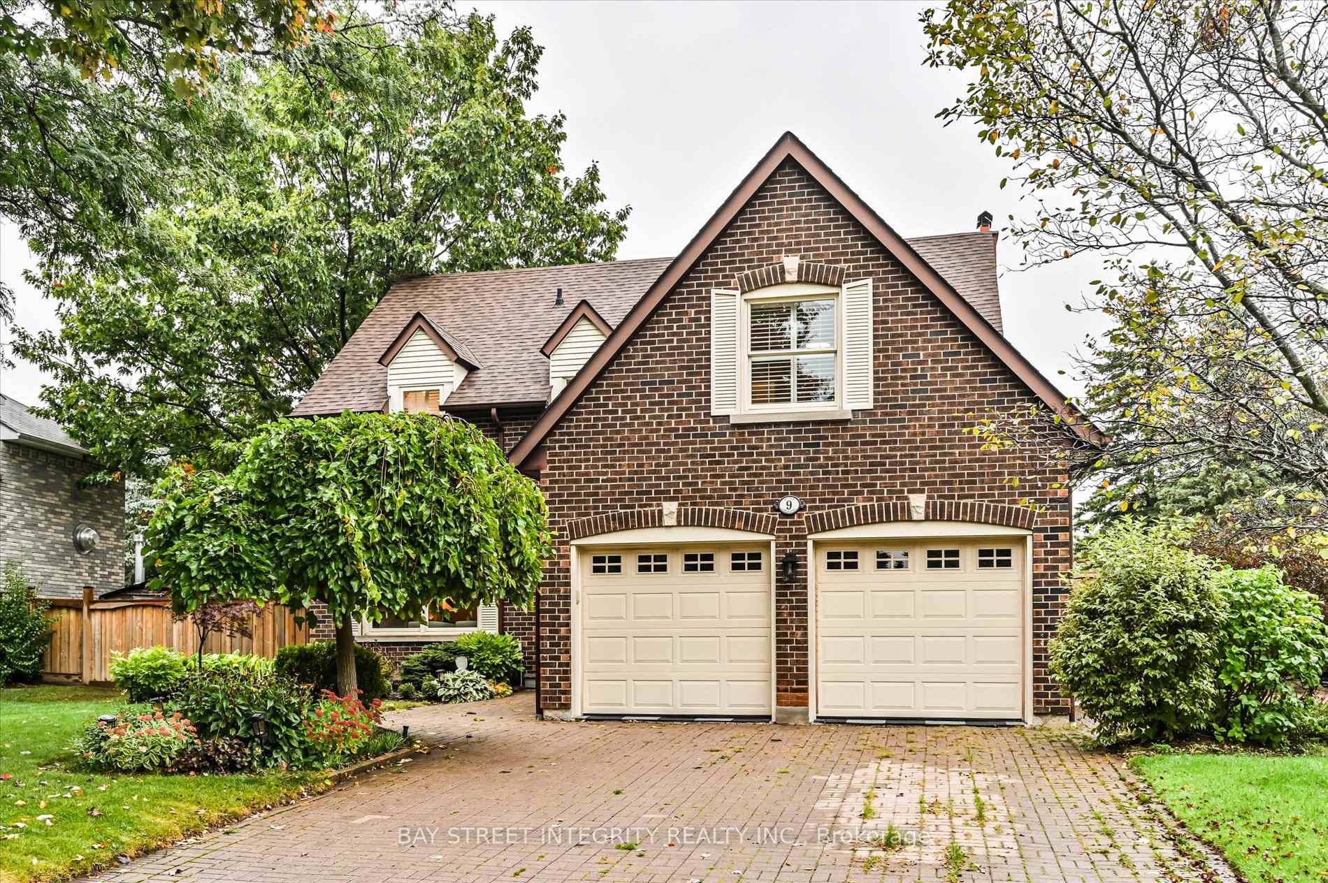 Photo 3 of 9 Ritter Crescent, Markham, Unionville — HOMEH