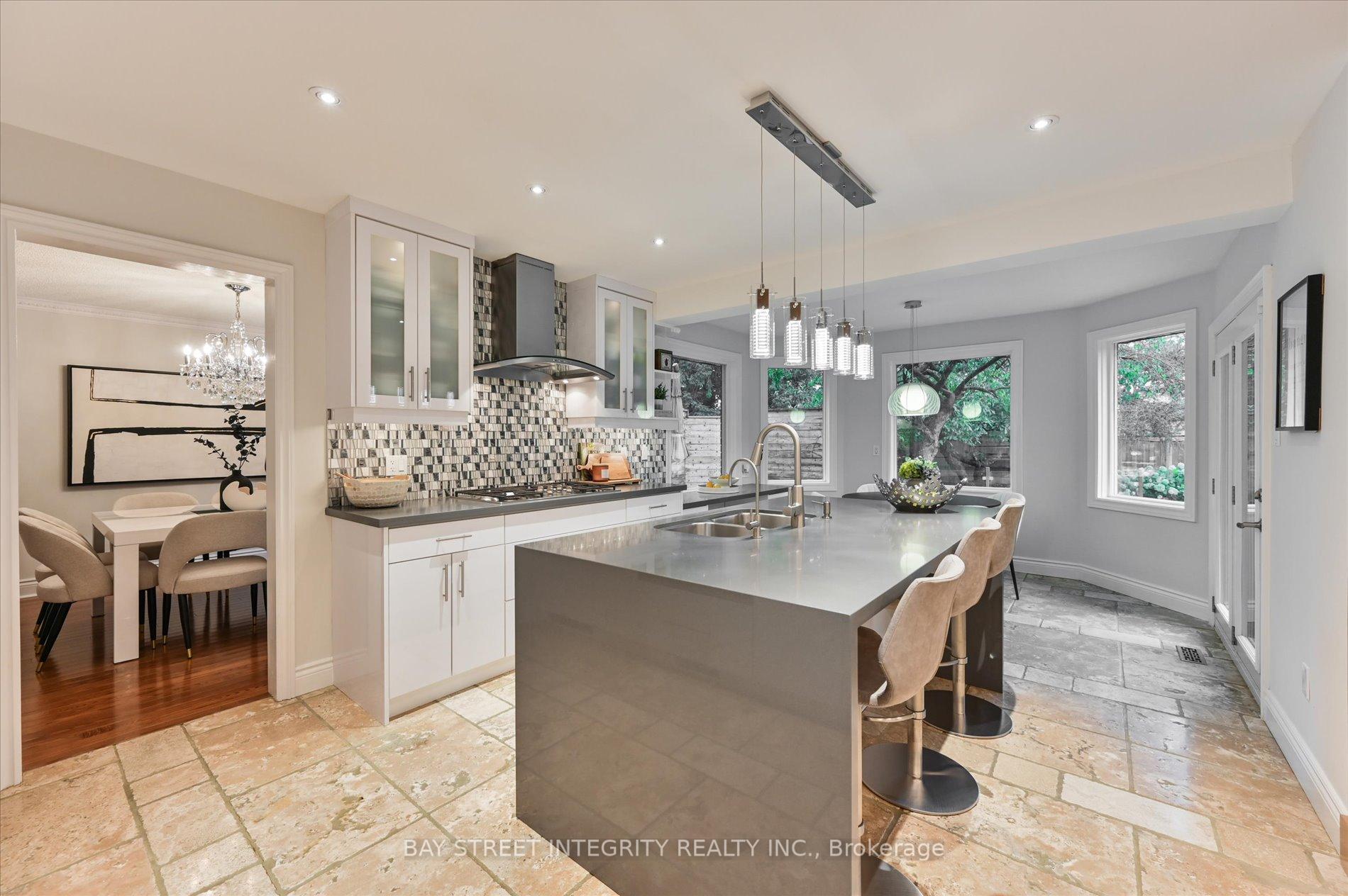 Photo 10 of 9 Ritter Crescent, Markham, Unionville — HOMEH