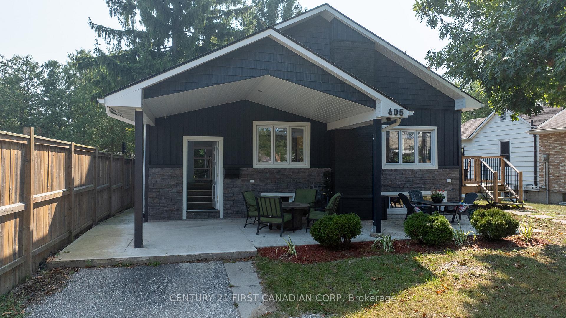 Photo 1 of 605 Lakeshore Road, Sarnia — HOMEH