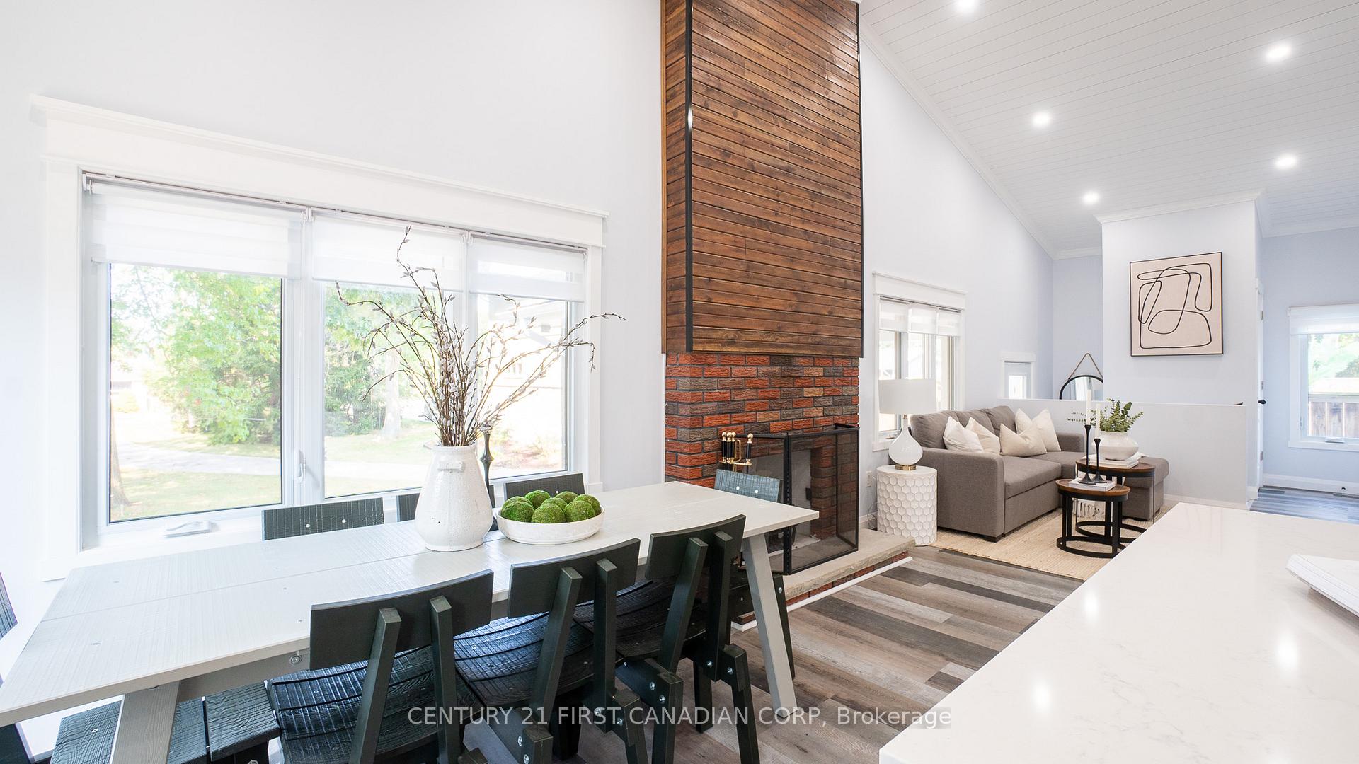 Photo 10 of 605 Lakeshore Road, Sarnia — HOMEH