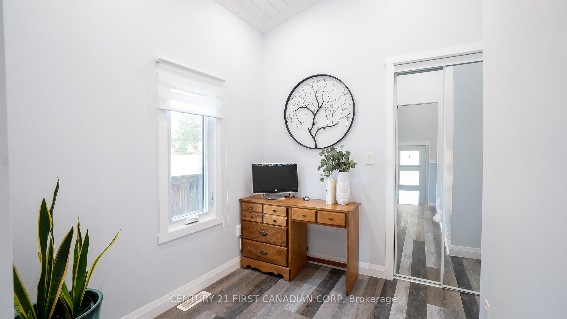 Photo 30 of 605 Lakeshore Road, Sarnia — HOMEH