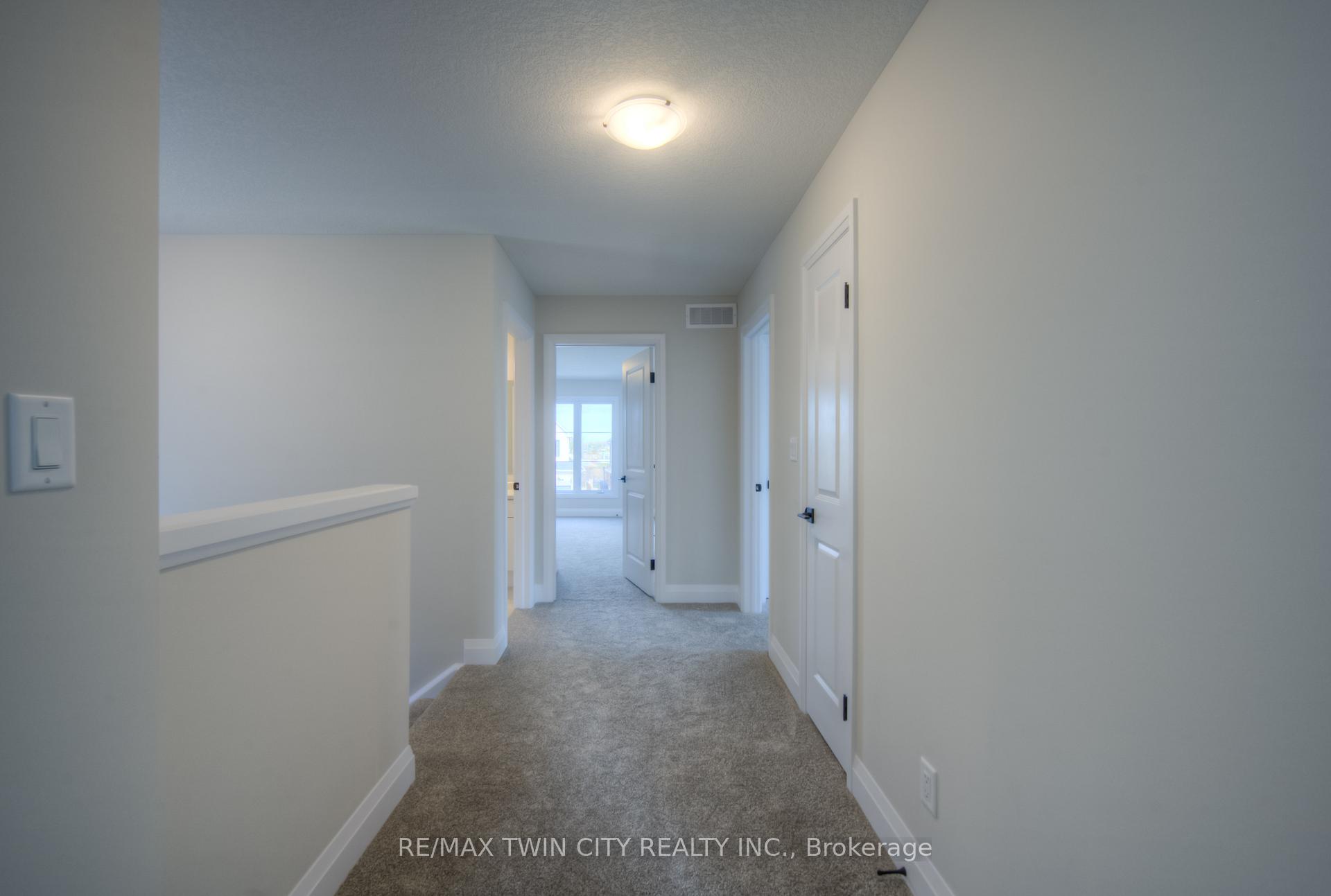 Photo 16 of 199 Otterbein Road, Kitchener — HOMEH
