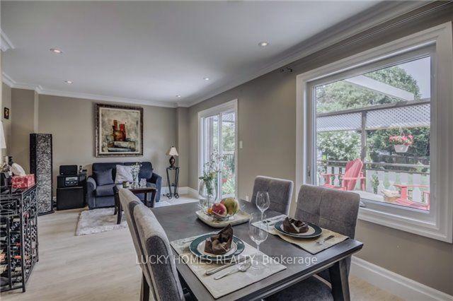 Photo 9 of 13 Blackburn Crescent S, Ajax, Central — HOMEH