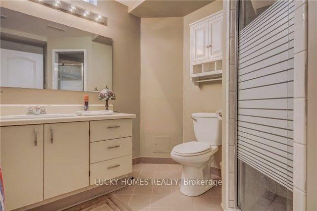 Photo 6 of 13 Blackburn Crescent S, Ajax, Central — HOMEH