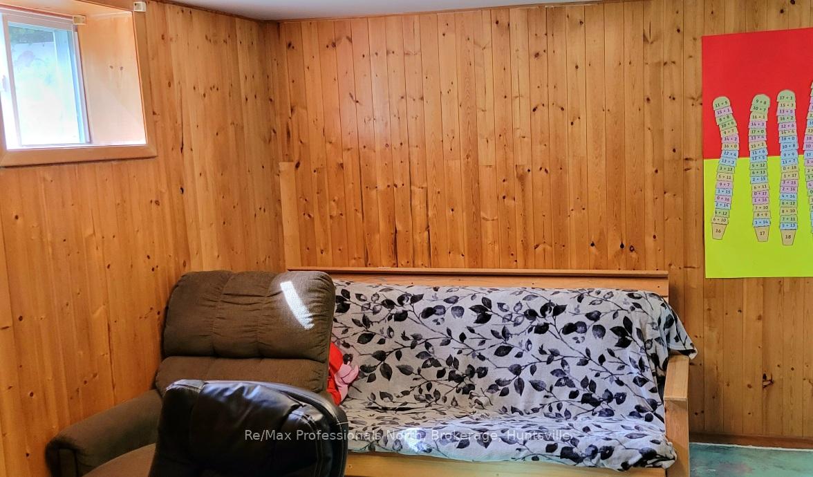 Photo 11 of 128 Wagner Street, Gravenhurst, Muskoka (S) — HOMEH