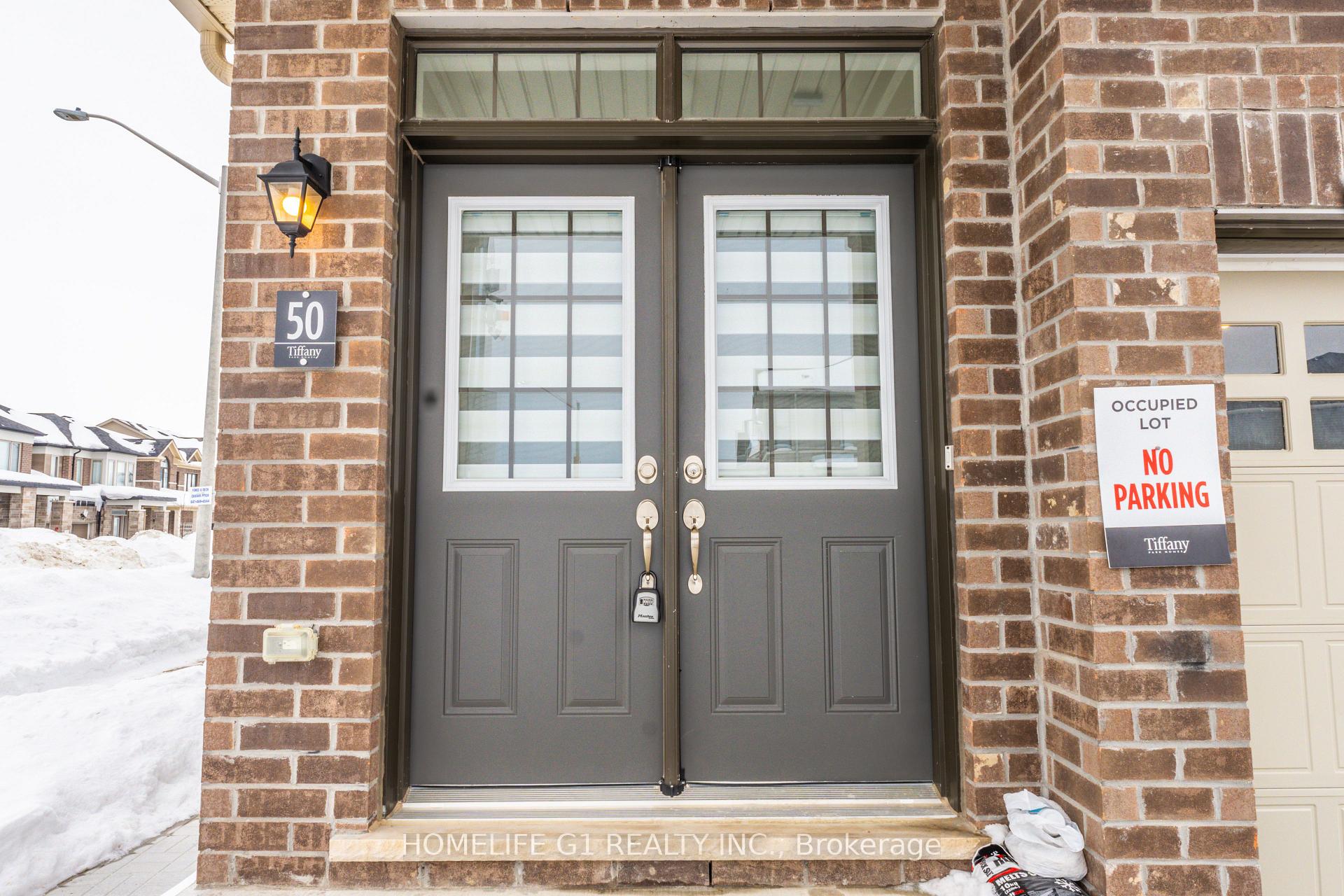 Photo 3 of 50 Rochester Drive, Barrie, Lakeshore — HOMEH